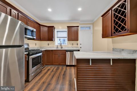 Townhouse For Rent - 127 N Glover Street<br/> BALTIMORE, MD 21224