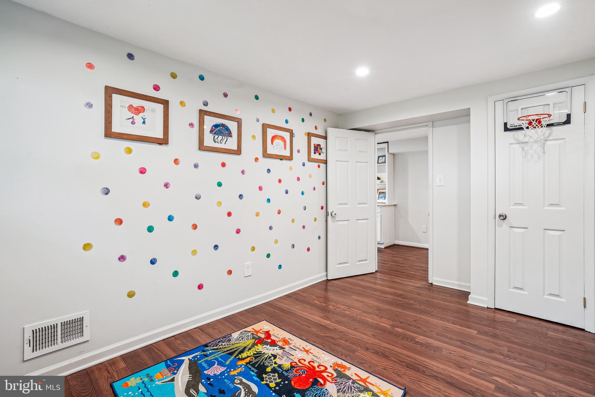 FAIRMONT ESTATES - Residential