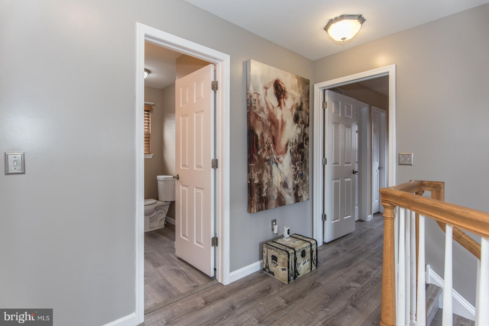 MAKEFIELD TERR - Residential