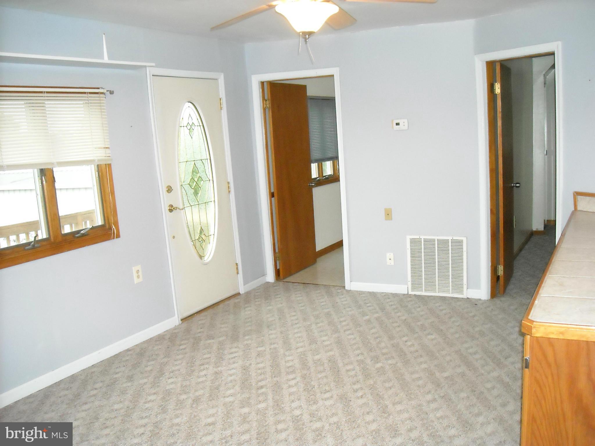 LOVEVILLE - Residential Lease