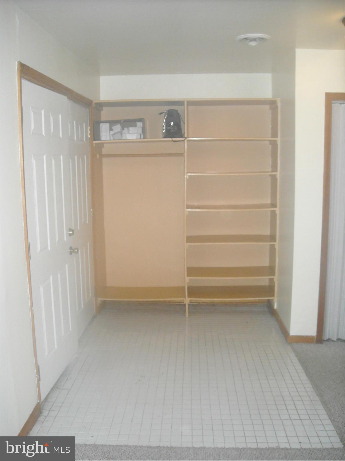 LOVEVILLE - Residential Lease