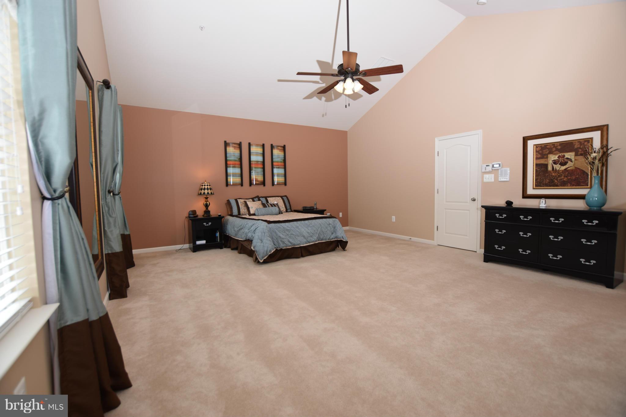 CLOVER RIDGE - Residential Lease