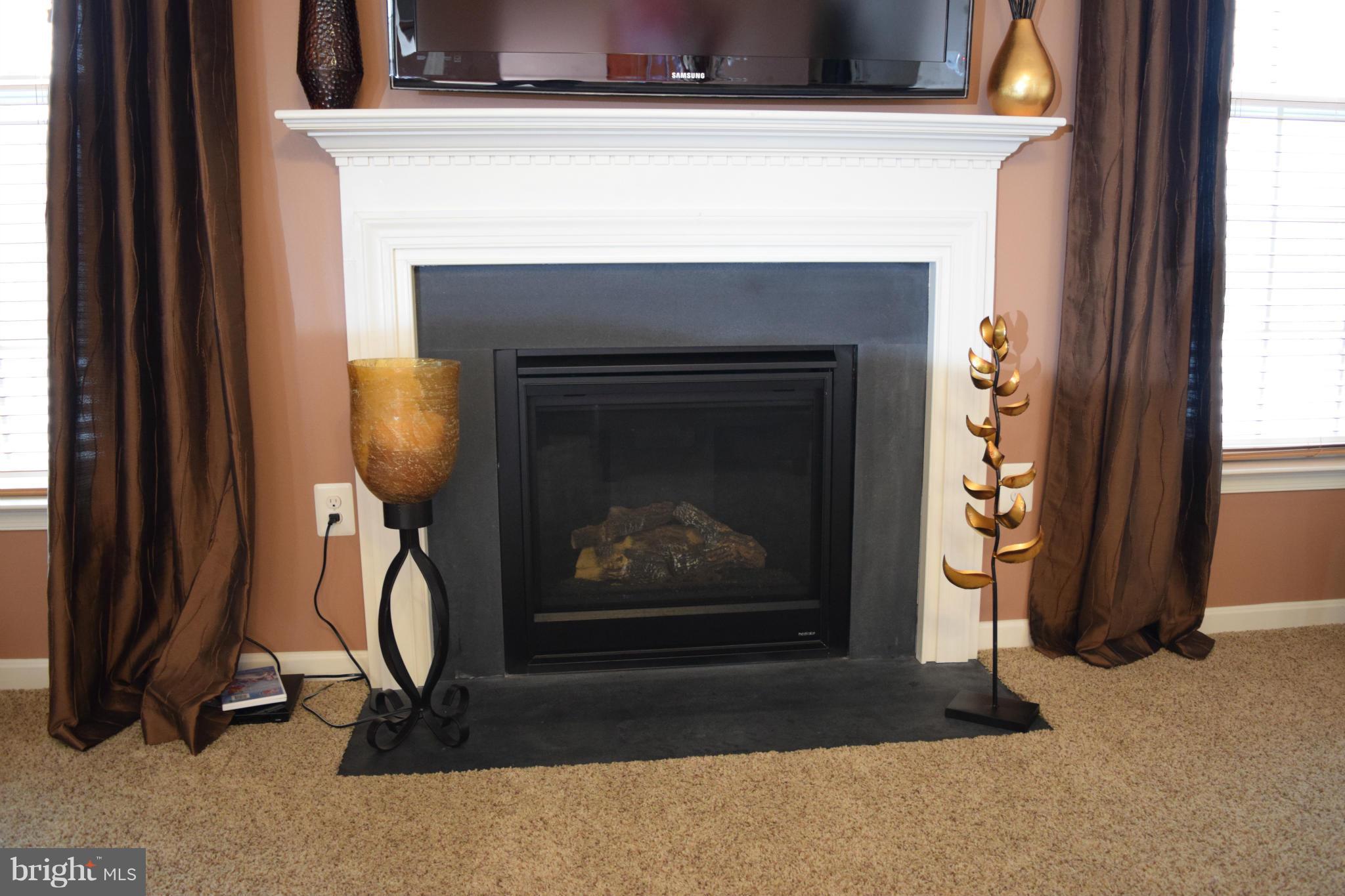 CLOVER RIDGE - Residential Lease