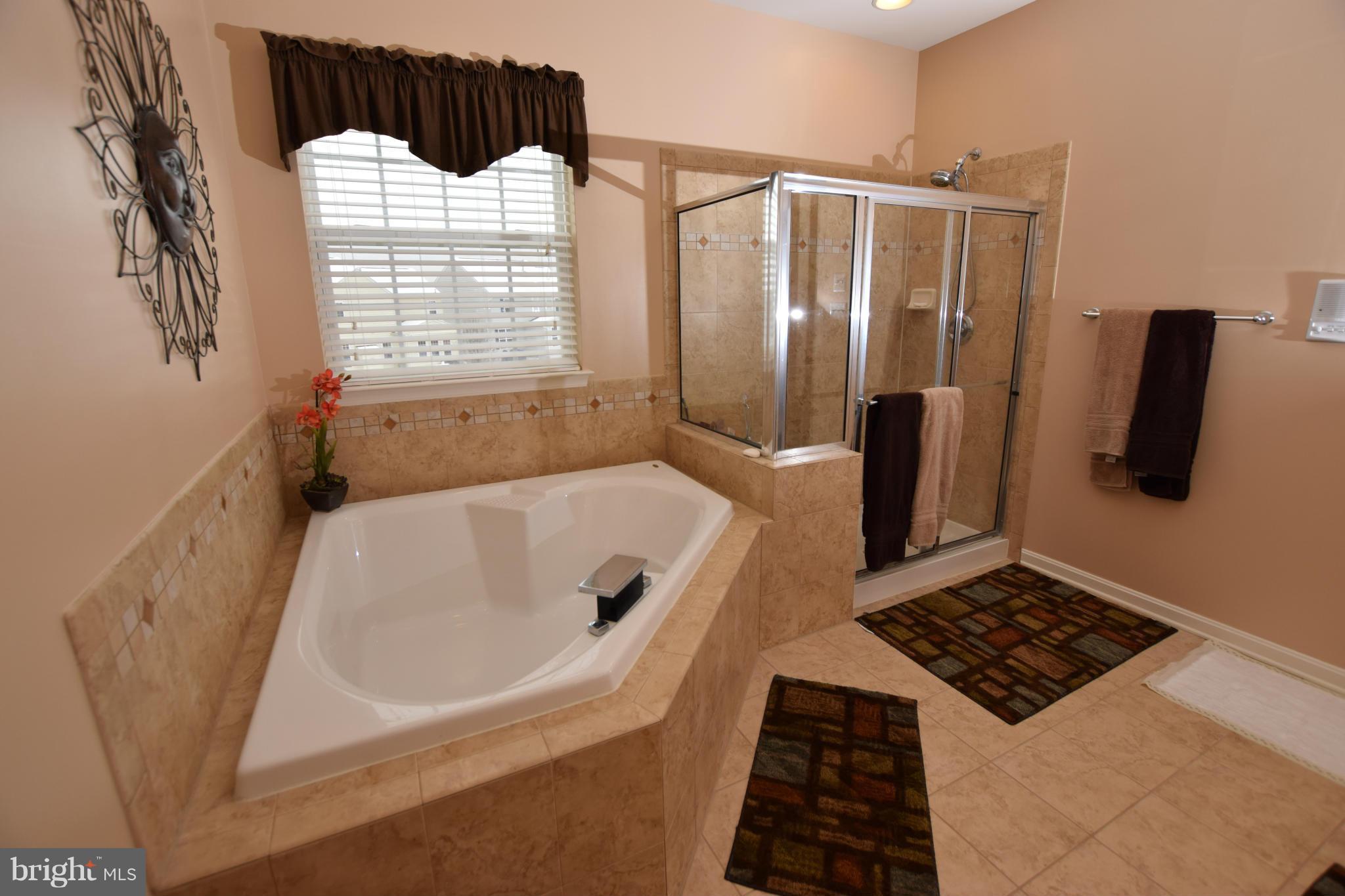 CLOVER RIDGE - Residential Lease