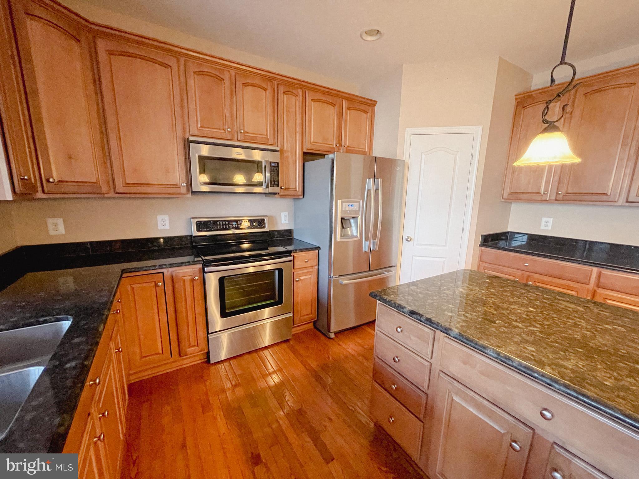 CLOVER RIDGE - Residential Lease