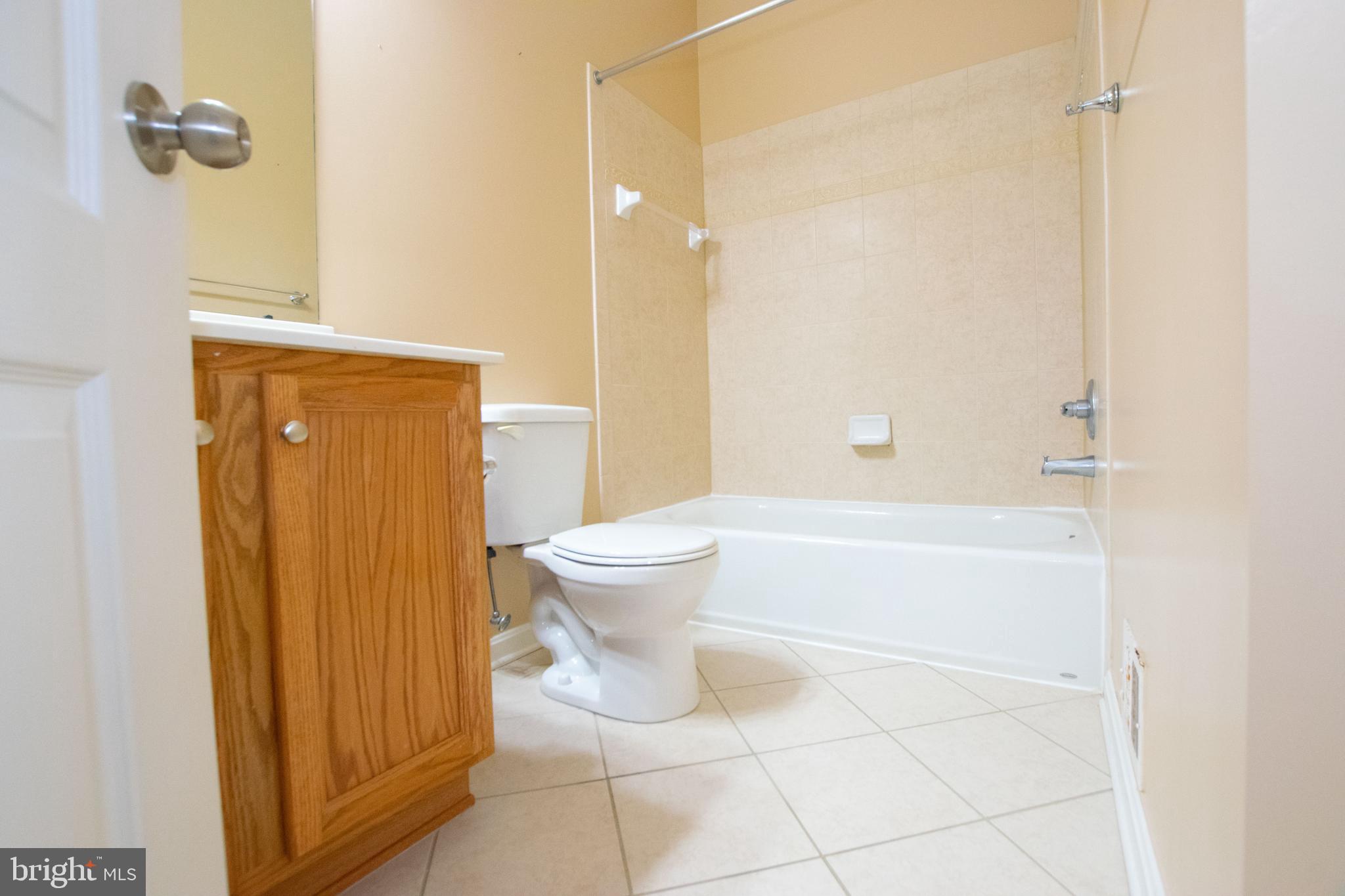 CLOVER RIDGE - Residential Lease