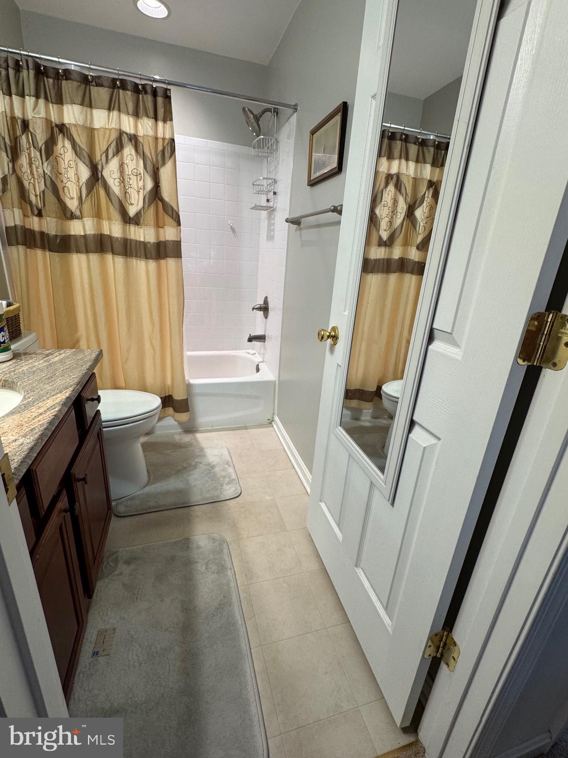 GOLDEN VIEW - Residential