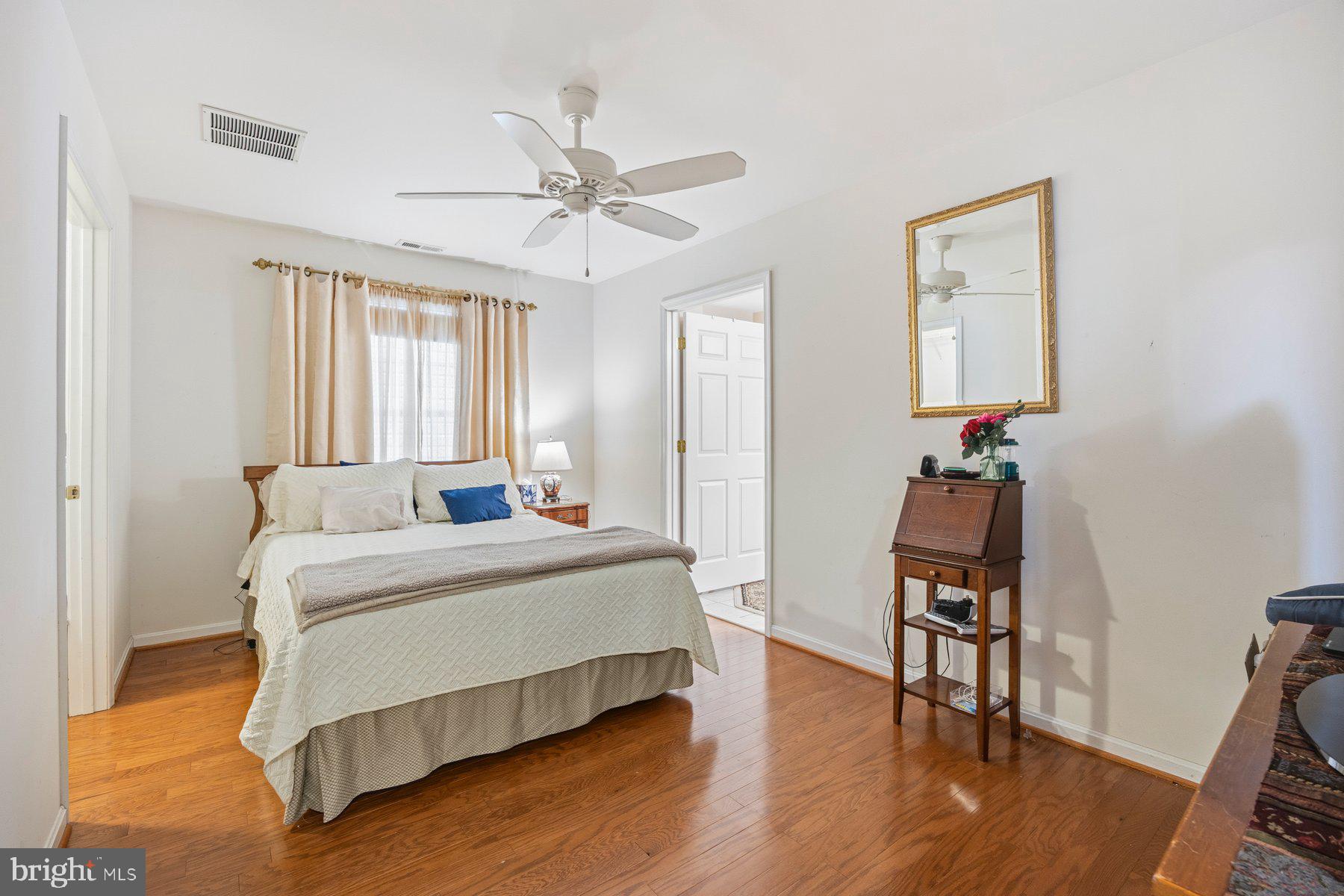 GOLDEN VIEW - Residential