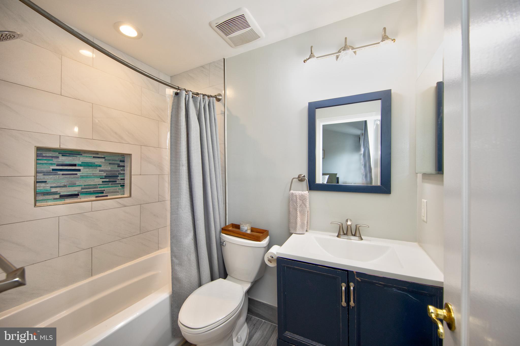 MONMOUTH MEADOWS - Residential