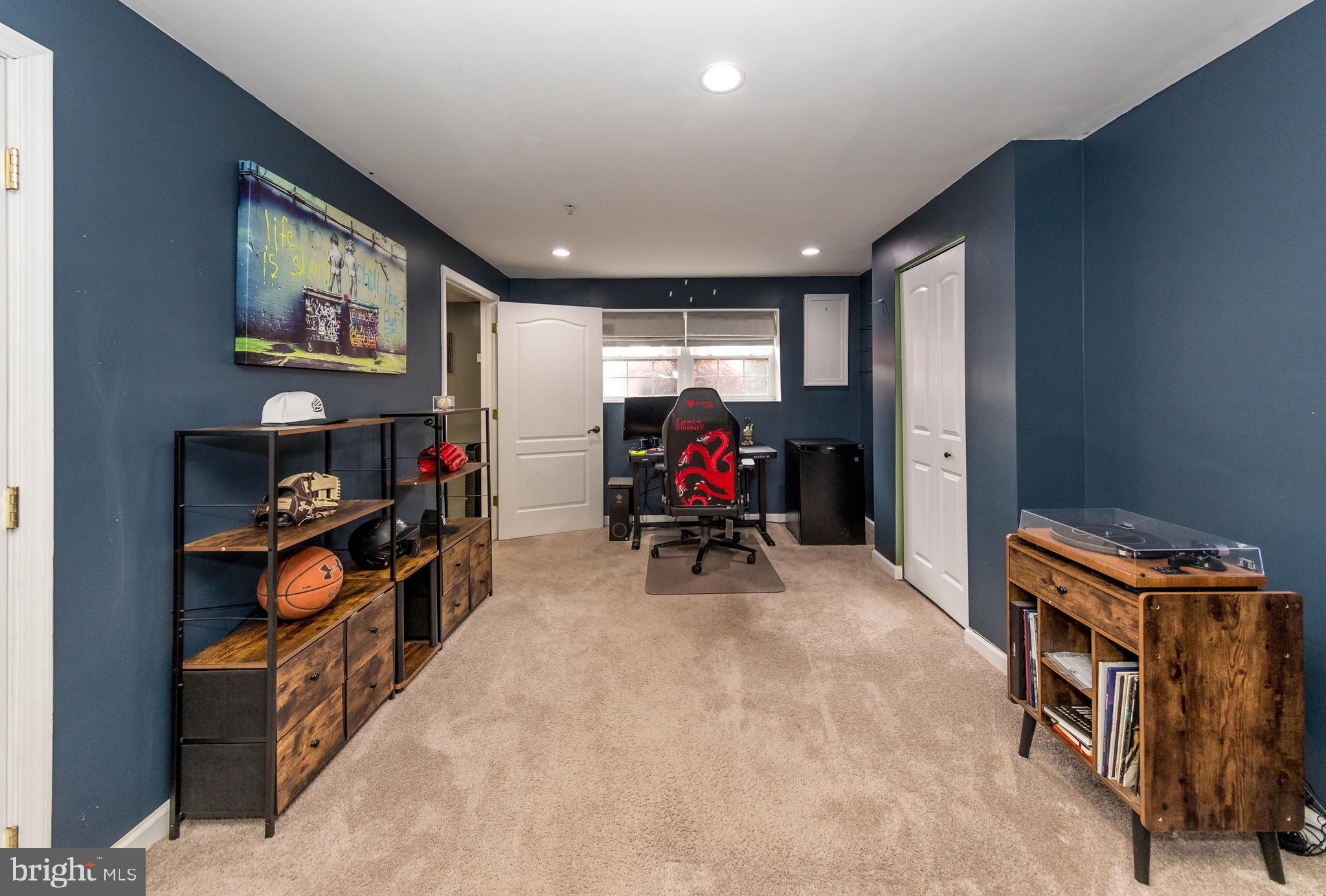 MONMOUTH MEADOWS - Residential