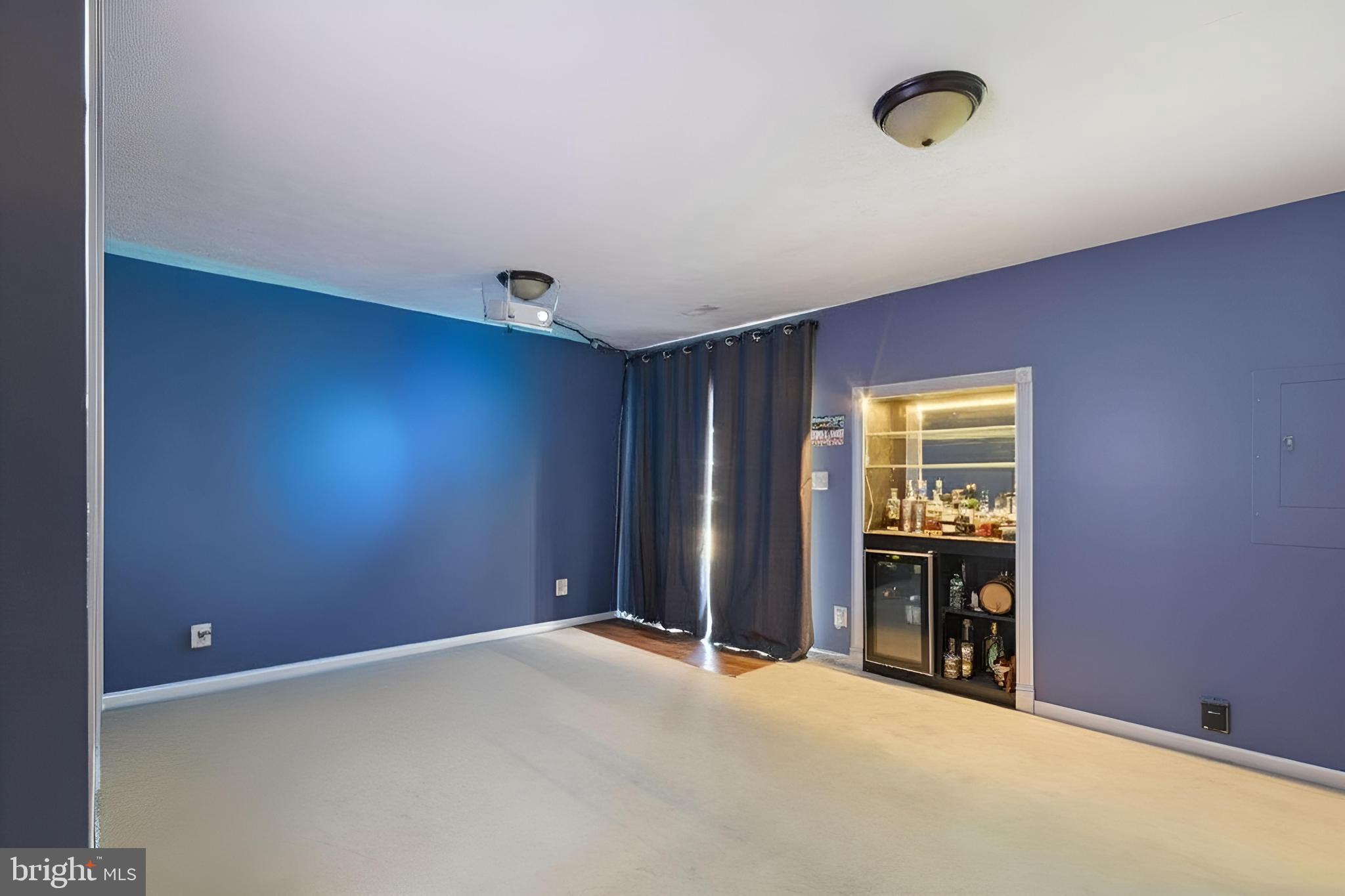 CHARLESTOWN COMMONS - Residential