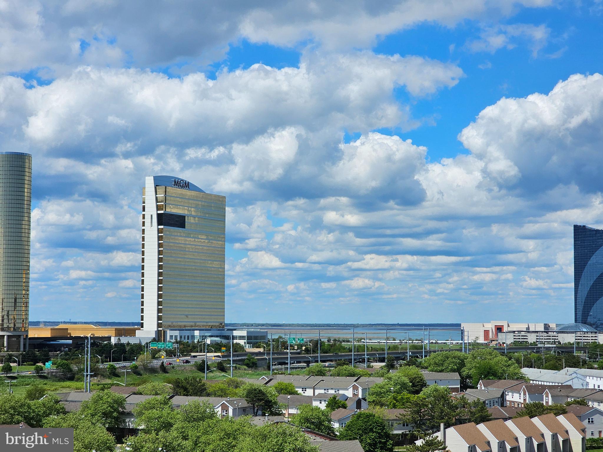 655 ABSECON BOULEVARD 1002