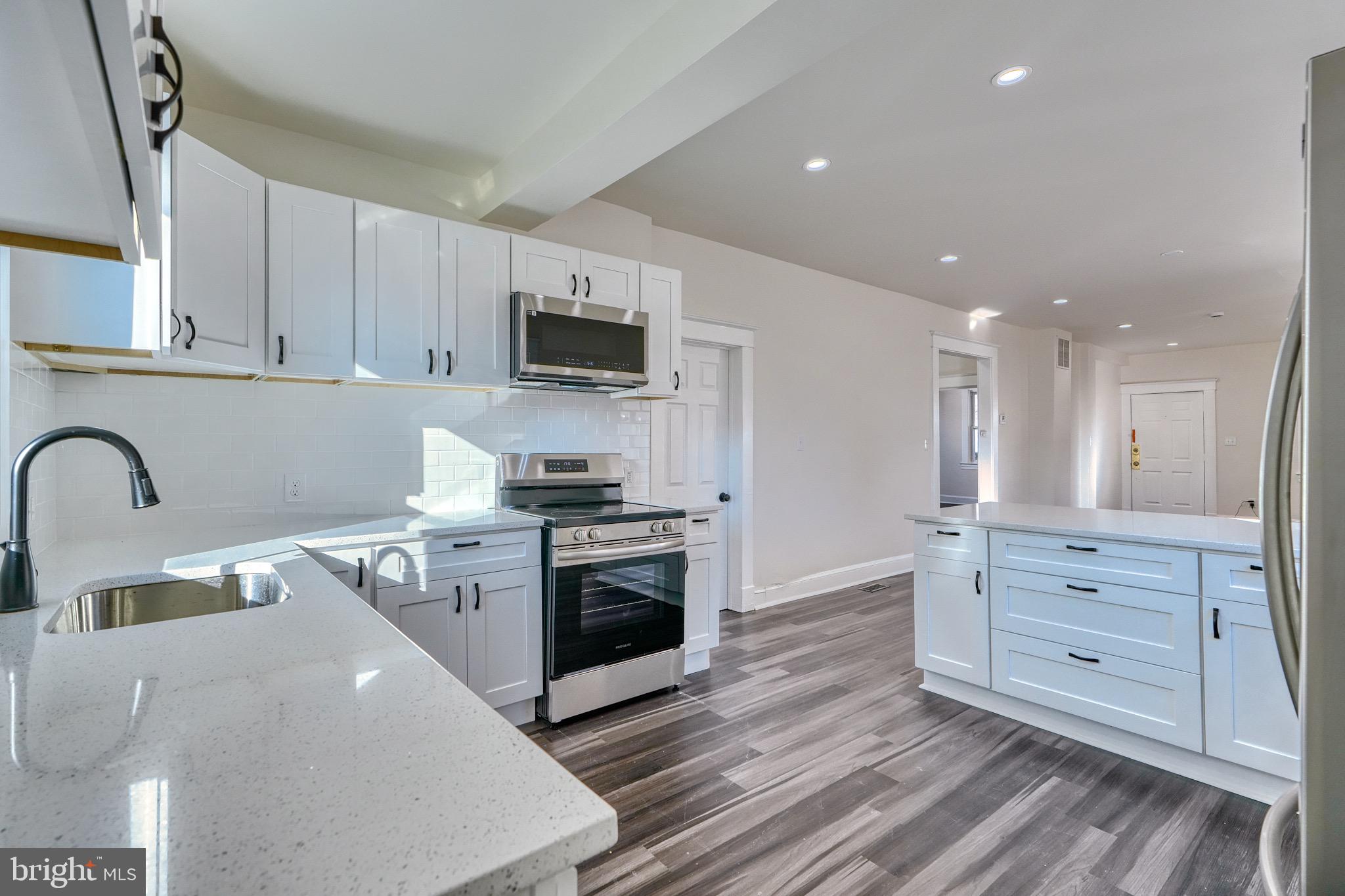 ROSEMONT - Residential