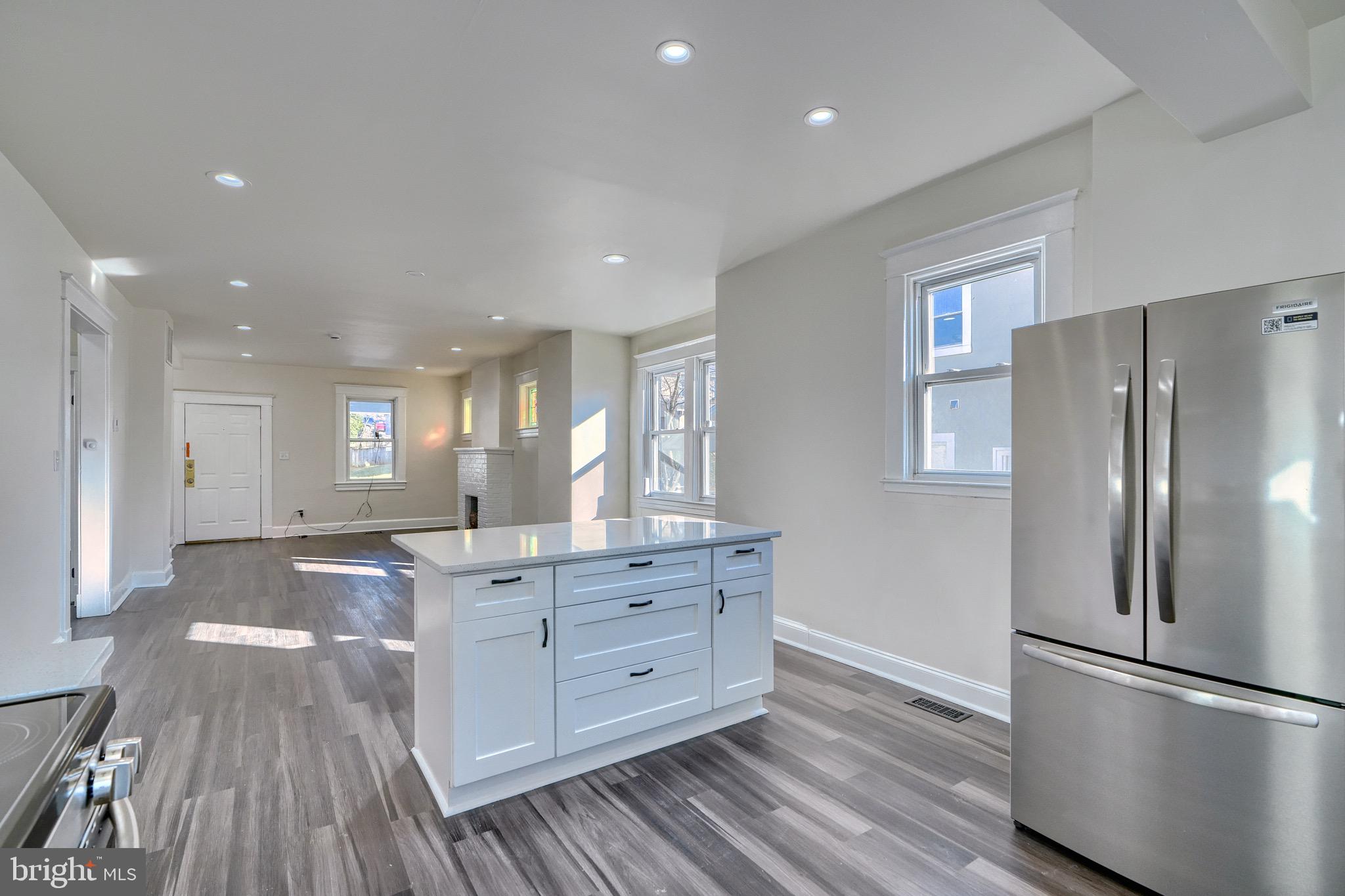 ROSEMONT - Residential
