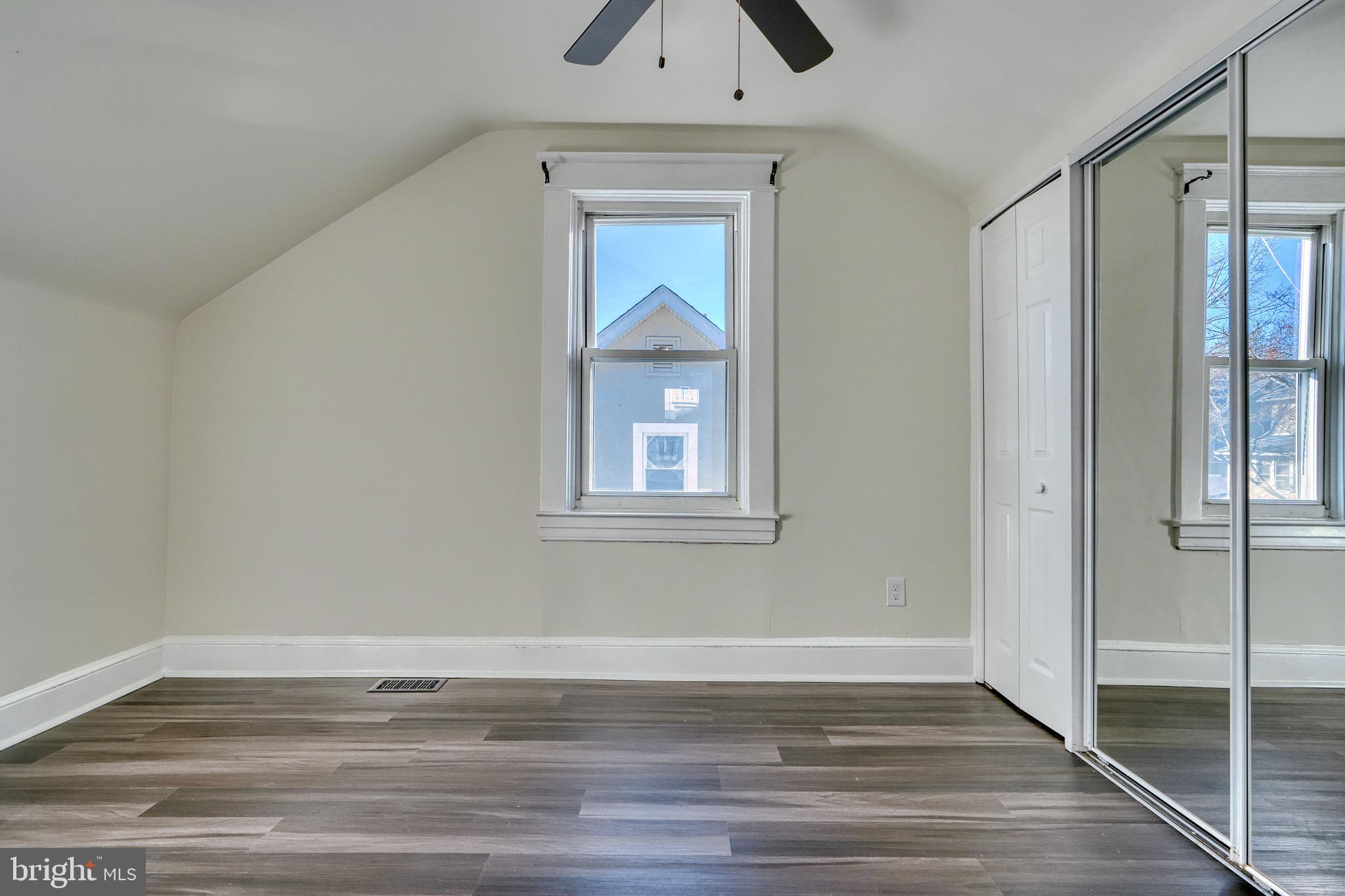 ROSEMONT - Residential