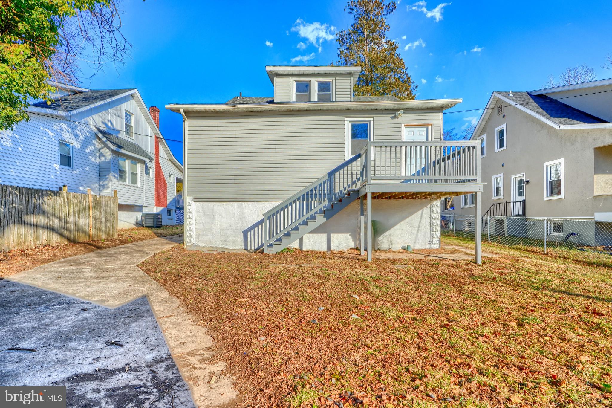 ROSEMONT - Residential