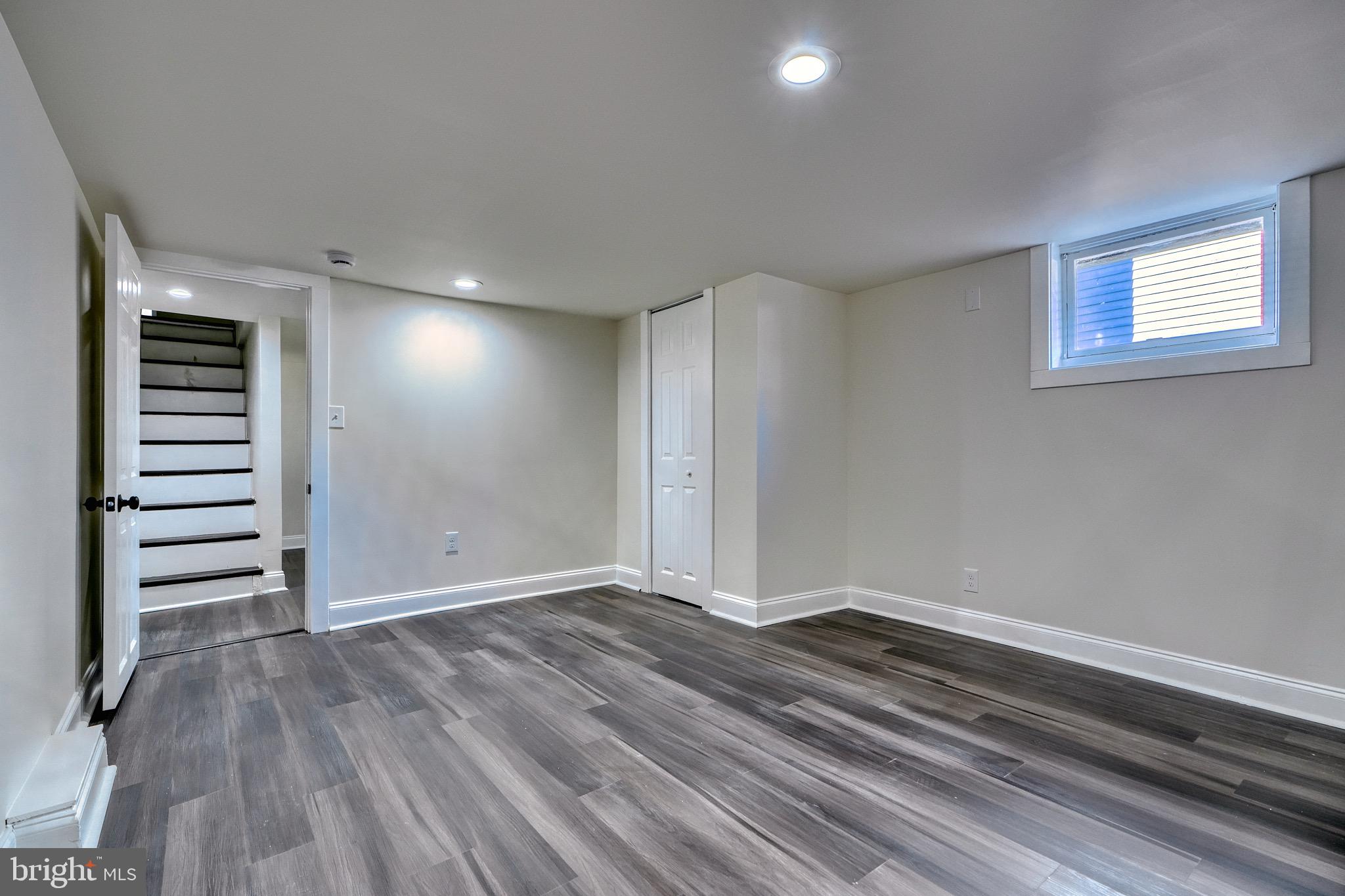 ROSEMONT - Residential