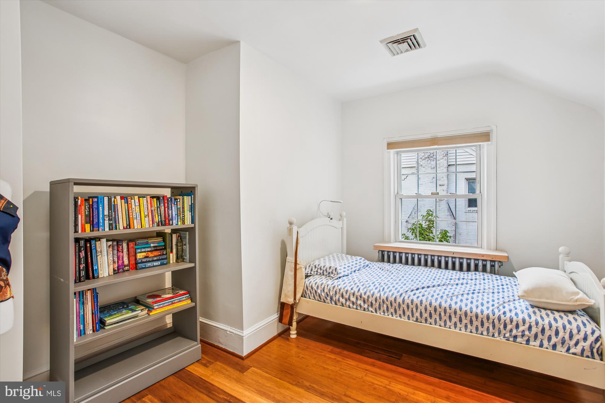 HILLWOOD - Residential