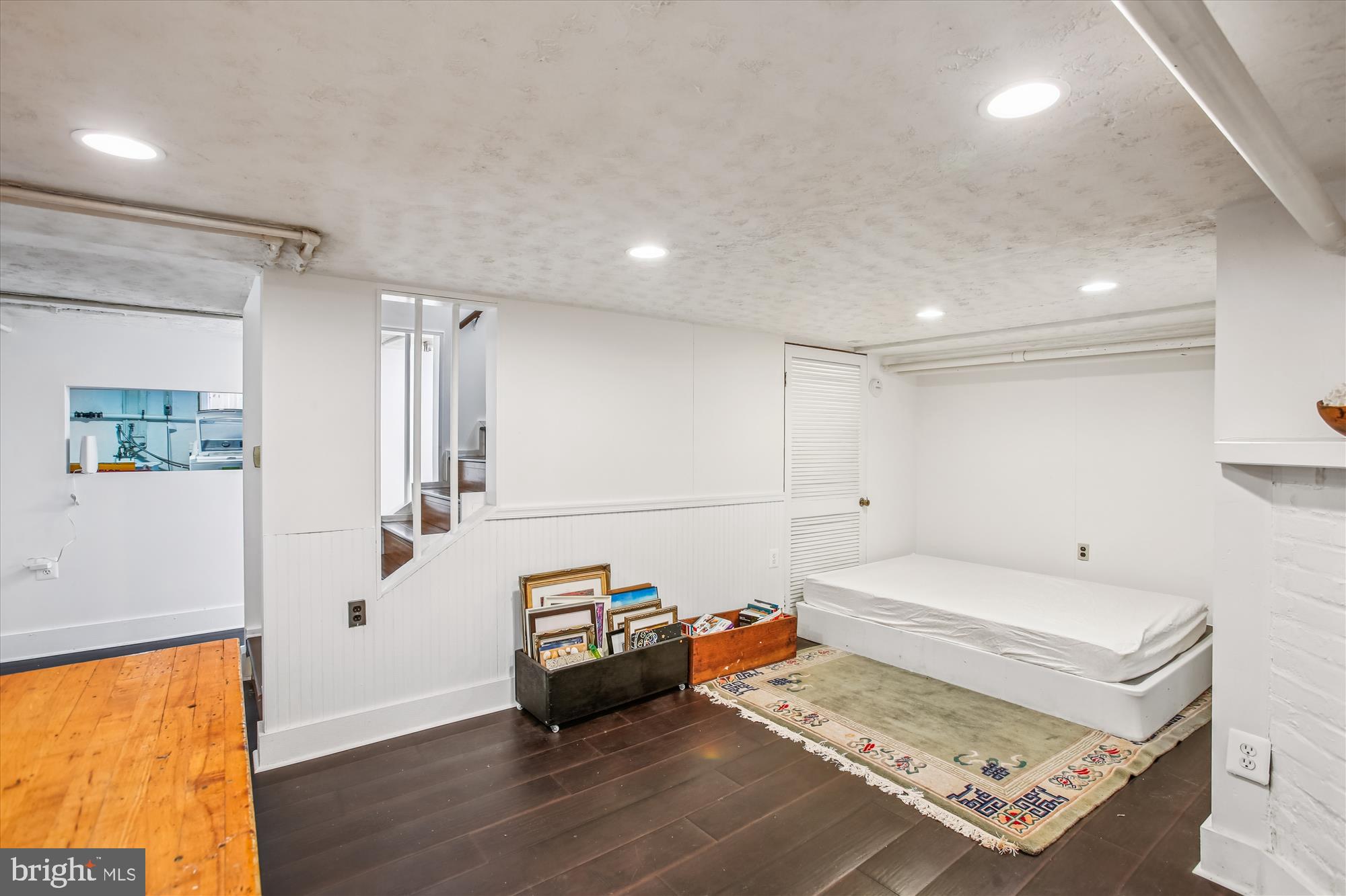 HILLWOOD - Residential