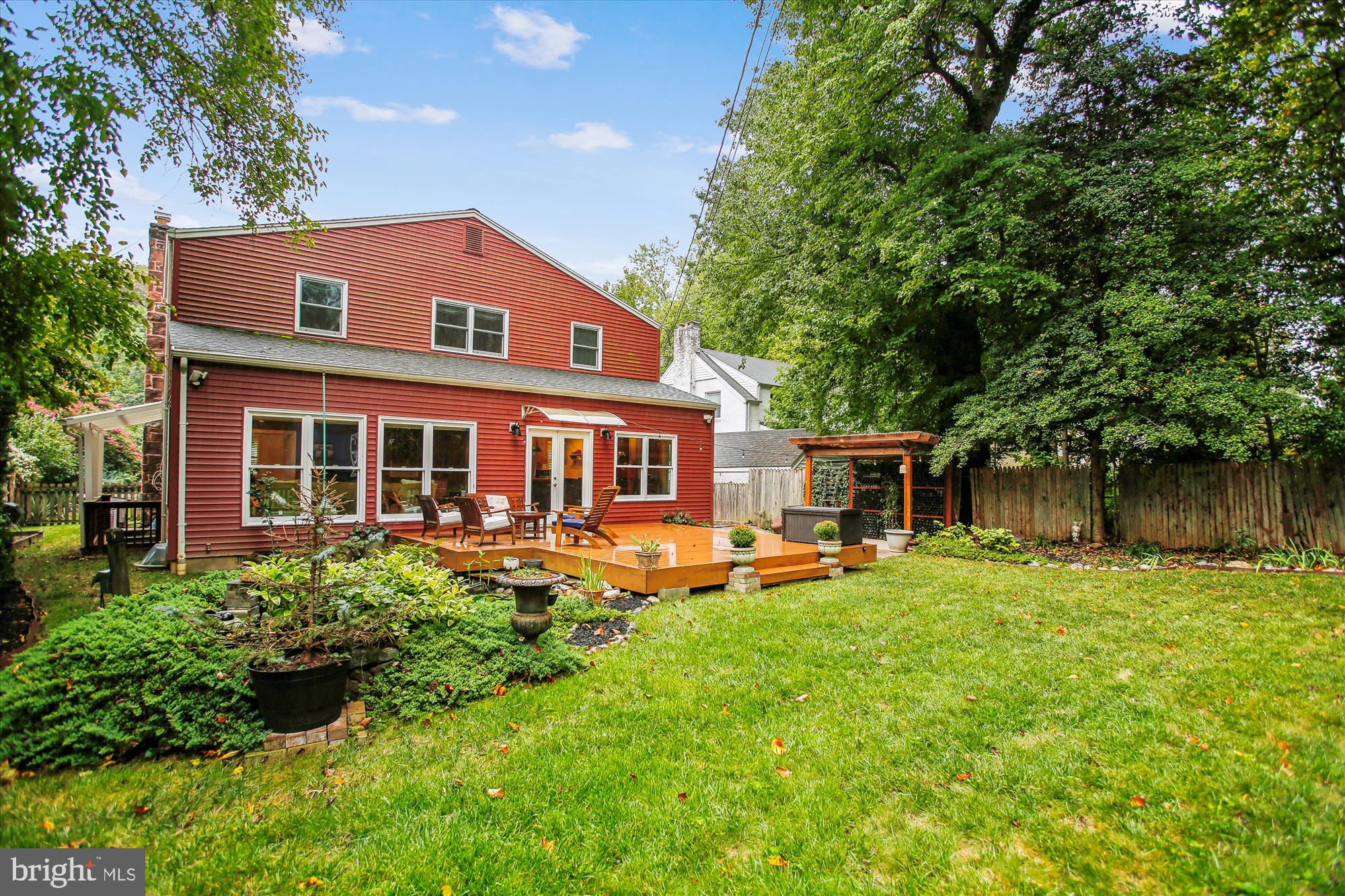 HILLWOOD - Residential