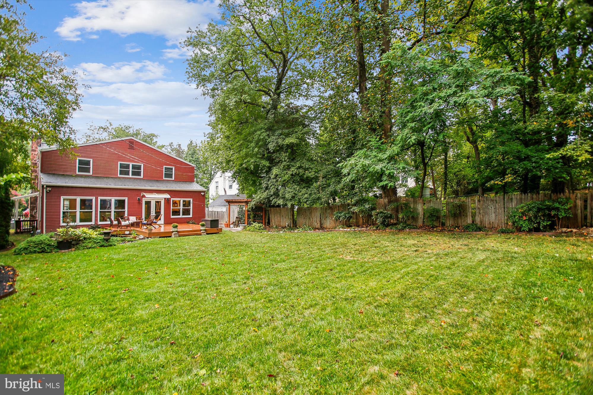 HILLWOOD - Residential