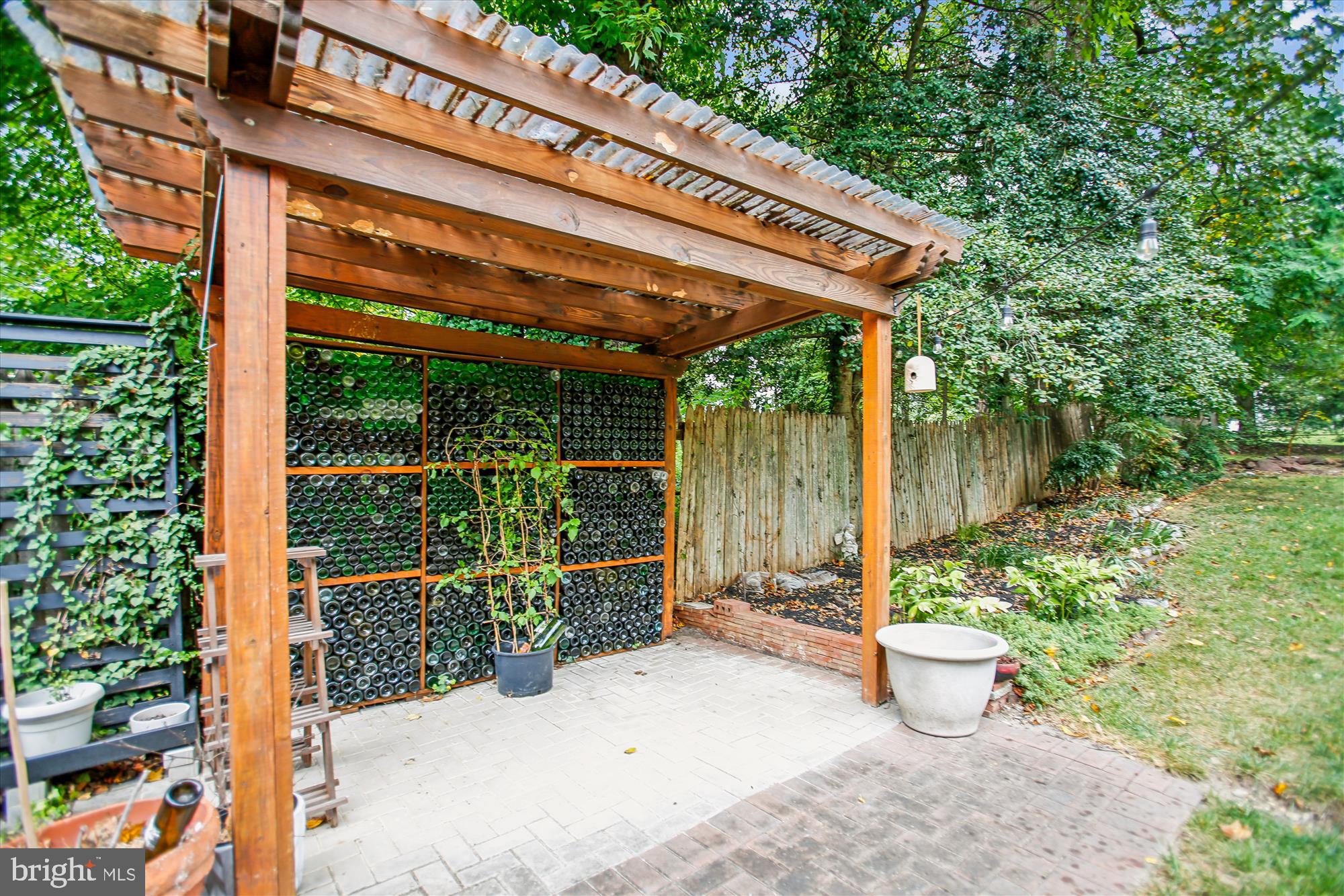 HILLWOOD - Residential