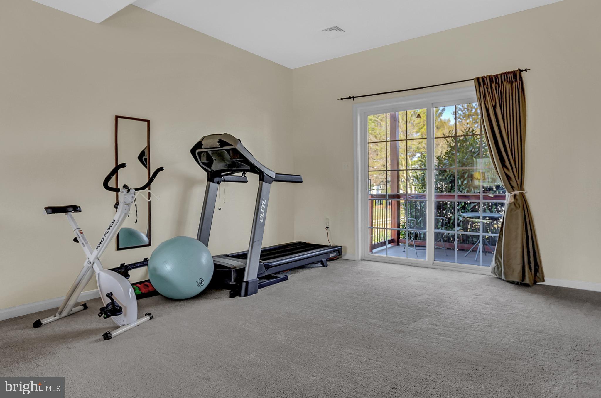 MECHANICSBURG COMMONS - Residential