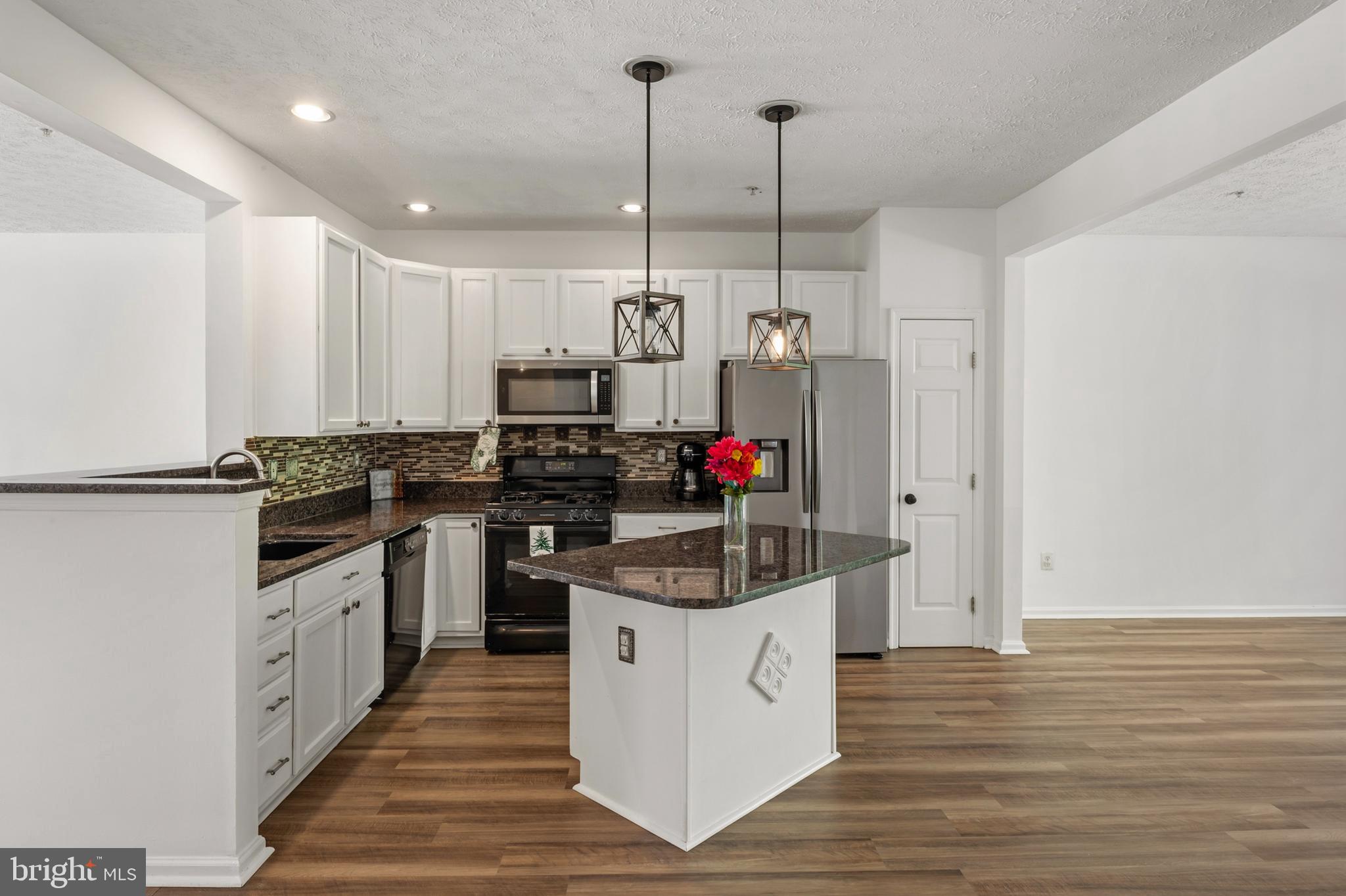 PERRY HALL FARMS - Residential