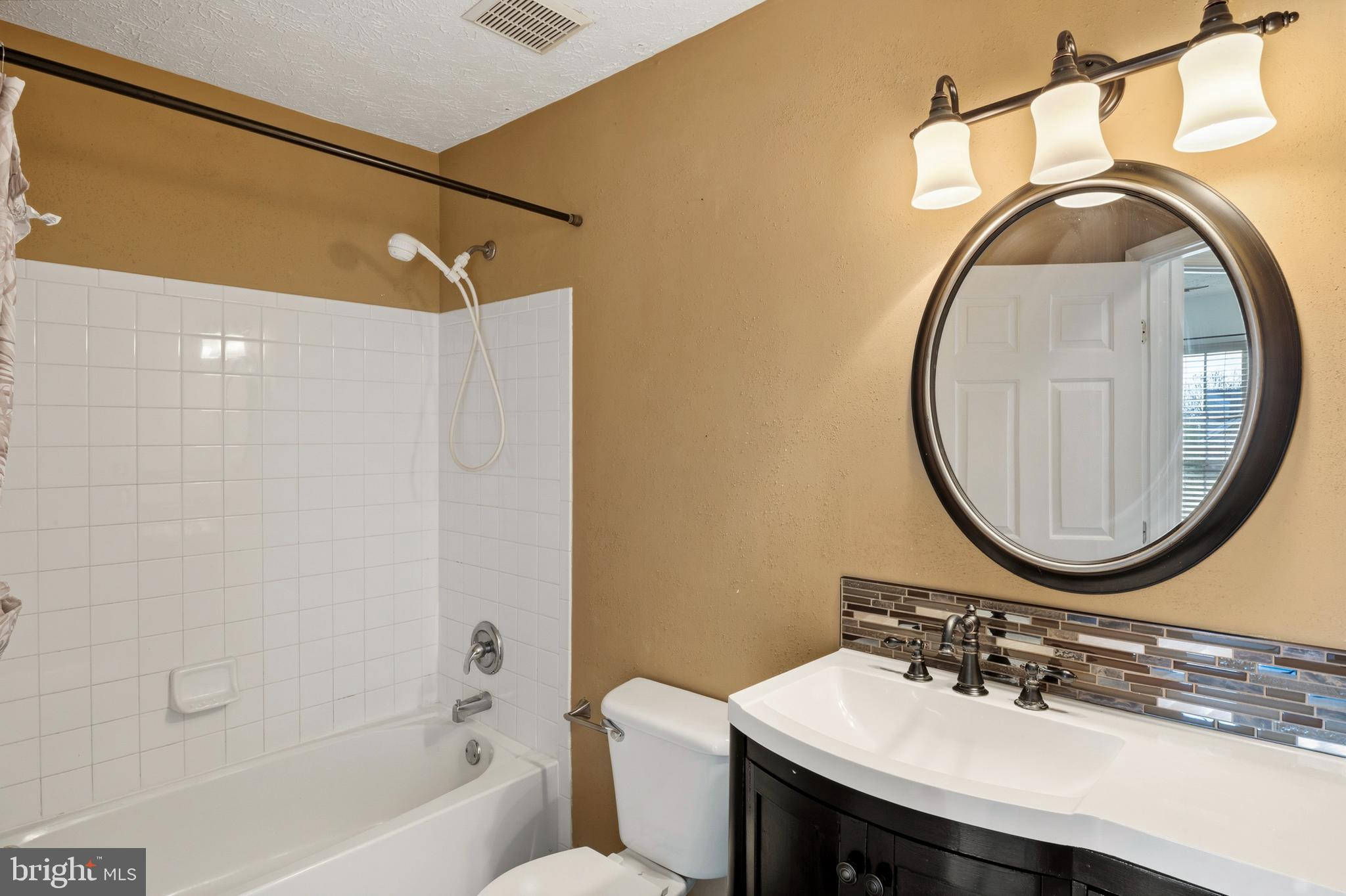 PERRY HALL FARMS - Residential