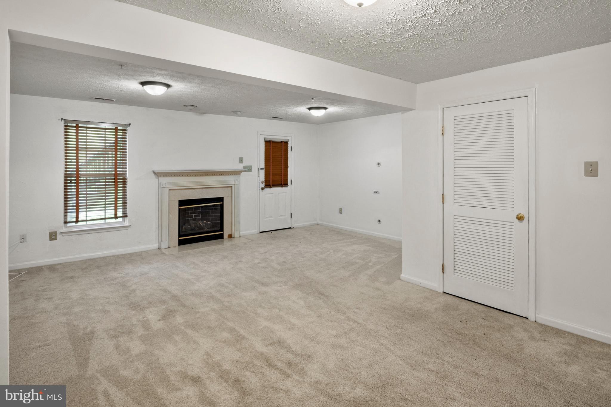 PERRY HALL FARMS - Residential