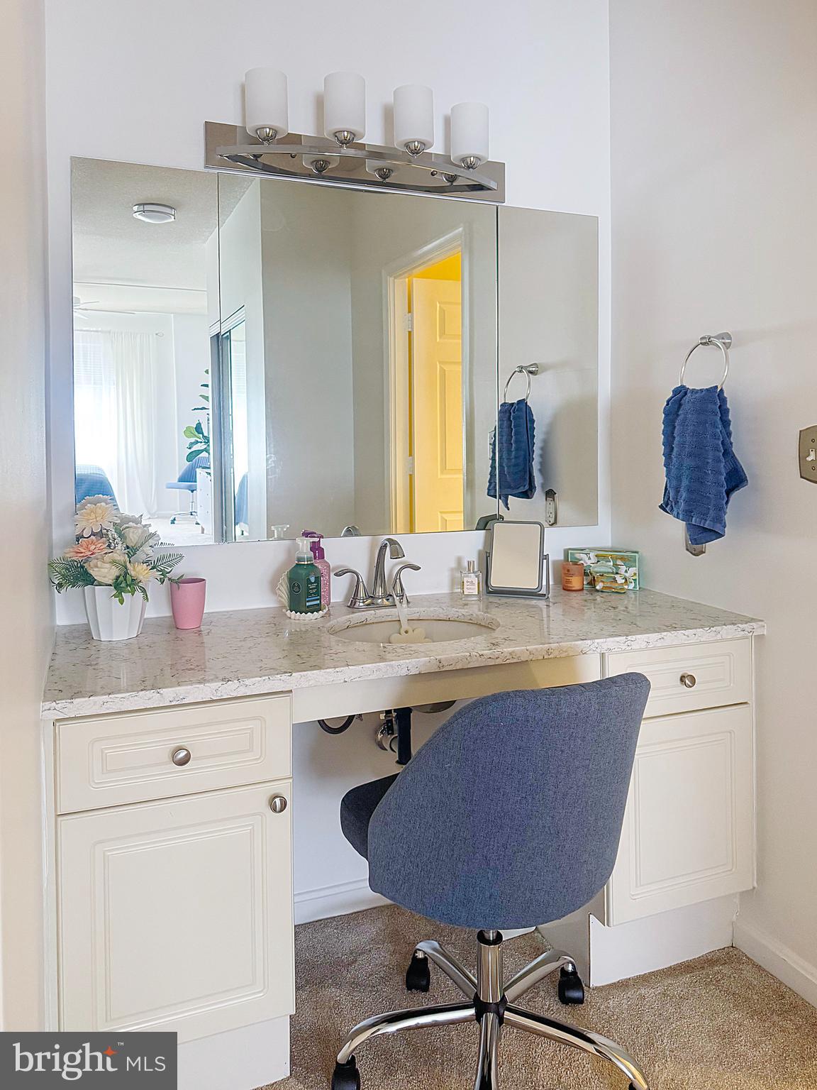 LEISURE WORLD - Residential