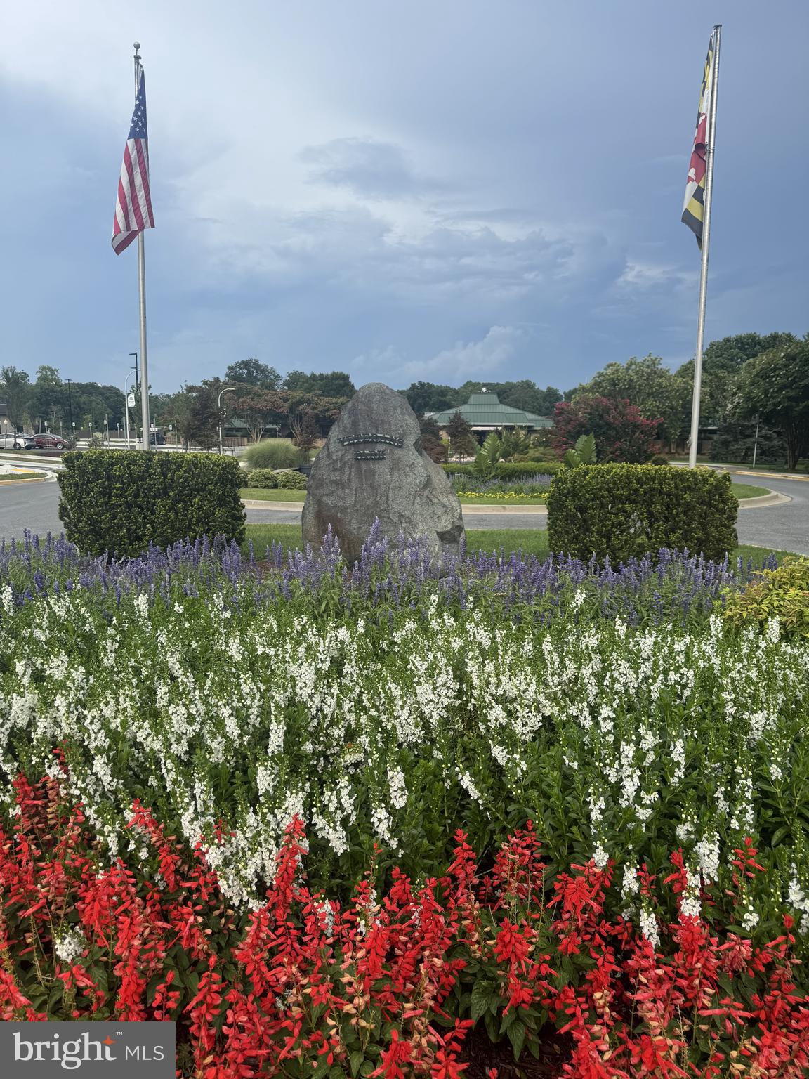 LEISURE WORLD - Residential