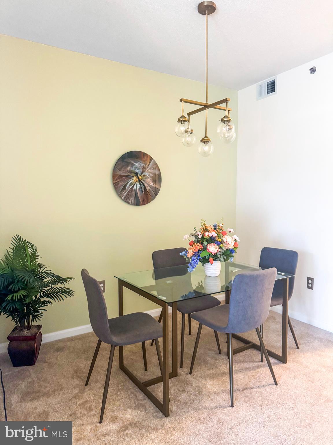 LEISURE WORLD - Residential