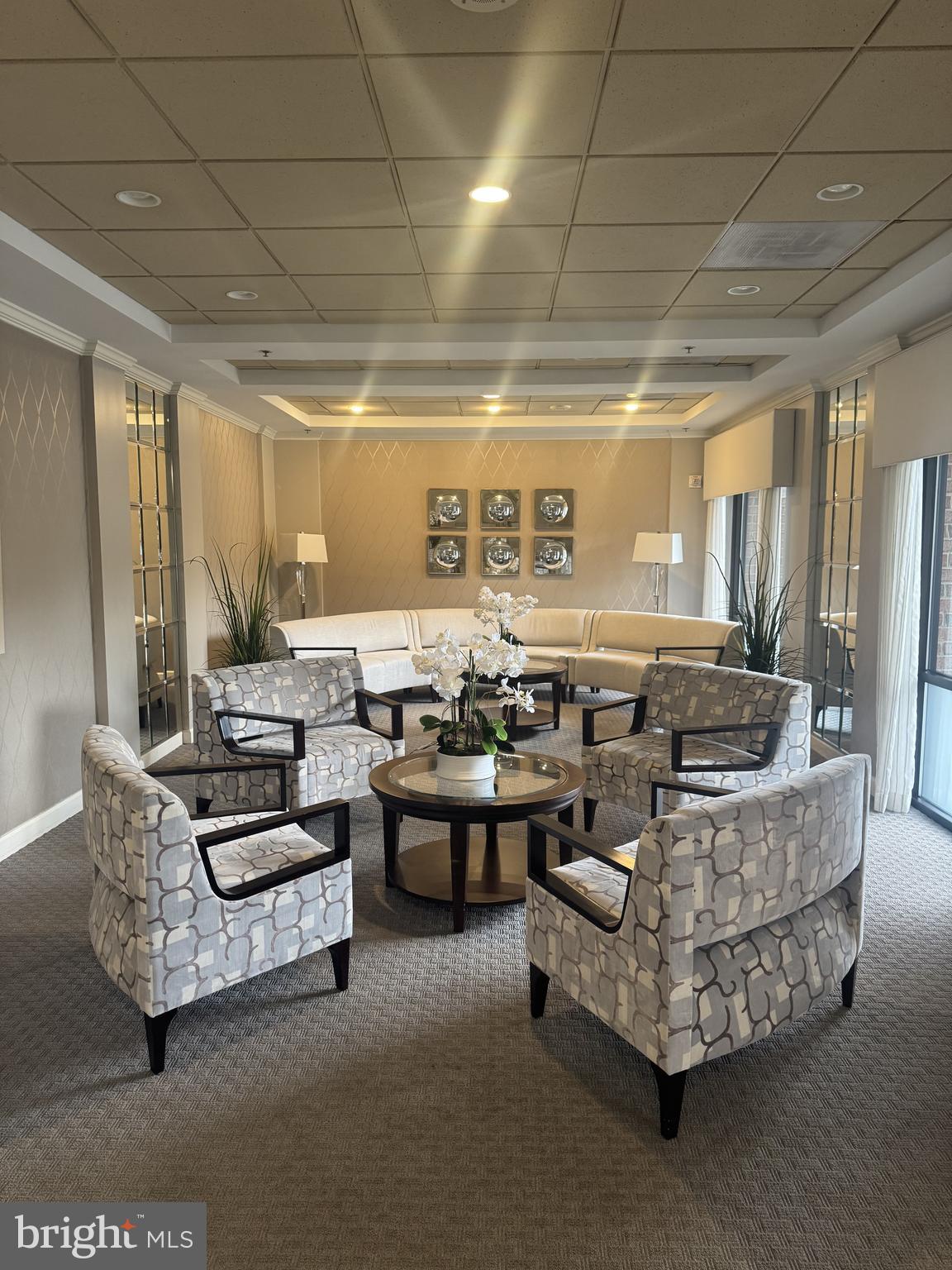 LEISURE WORLD - Residential