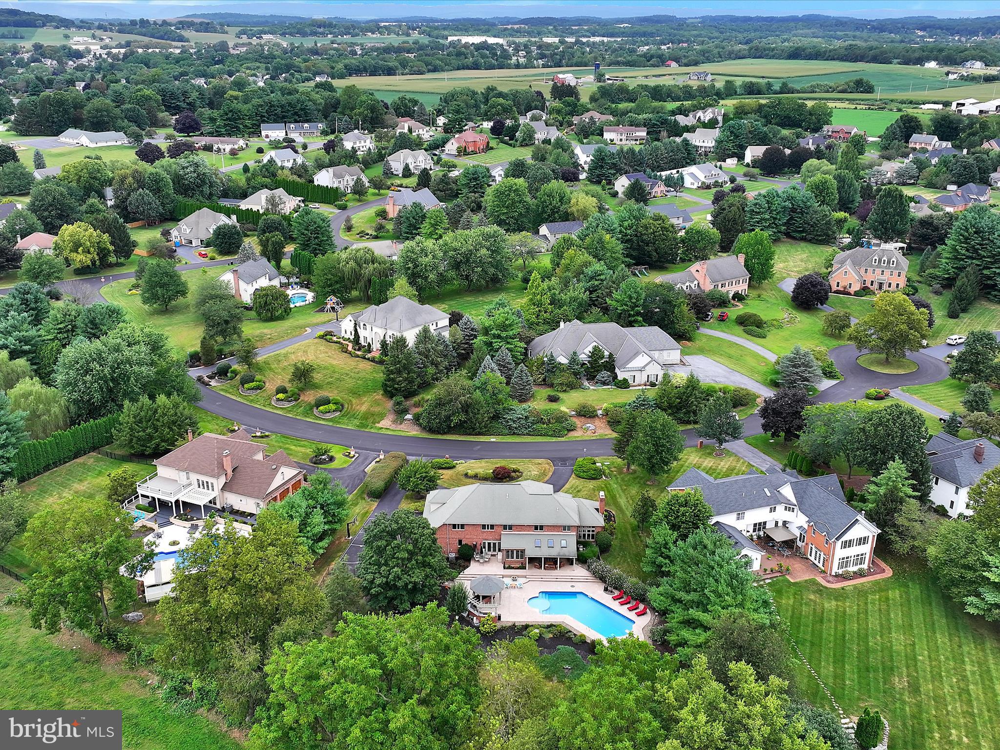 60 TANGLEWOOD COURT