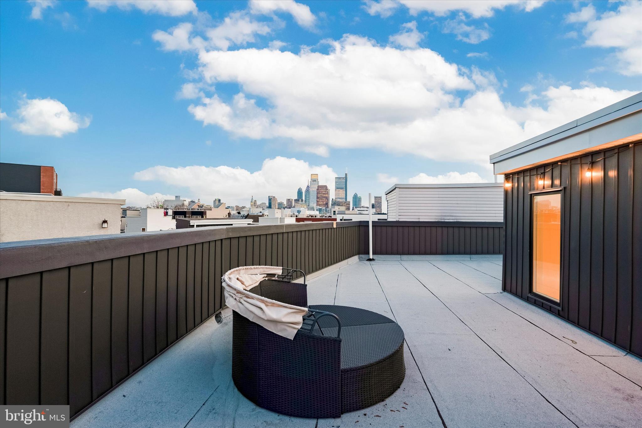 FRANCISVILLE - Residential Income