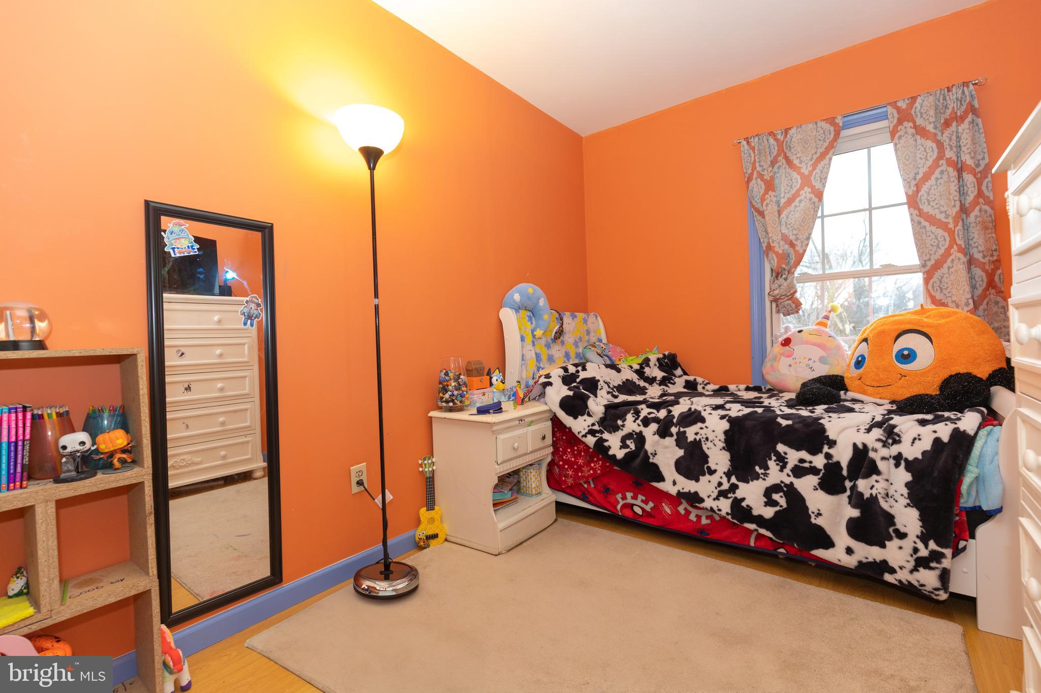 WHITE CHURCH - Residential