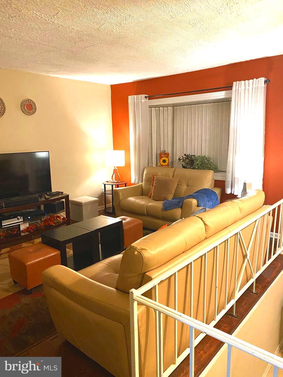 DIANNA WOODS - Residential