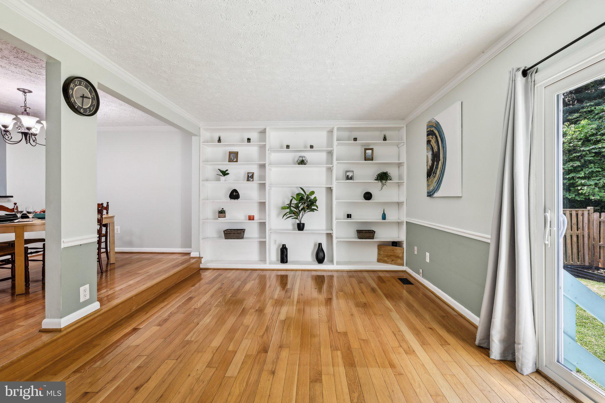 7827 FAIRBORN COURT