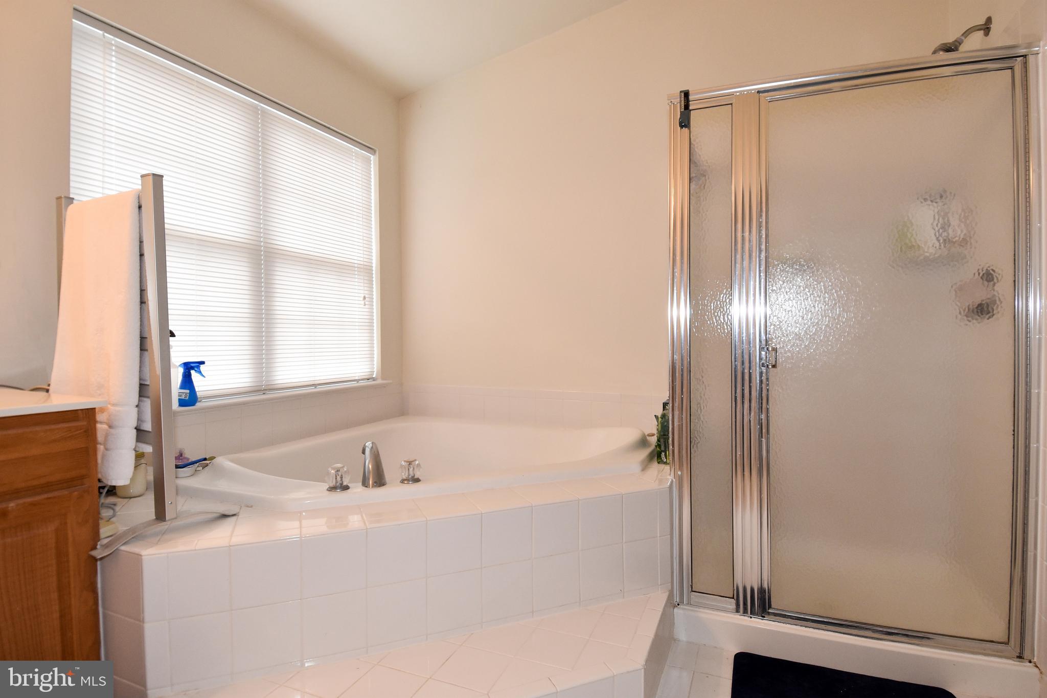 SOUTH RIDING - Residential Lease