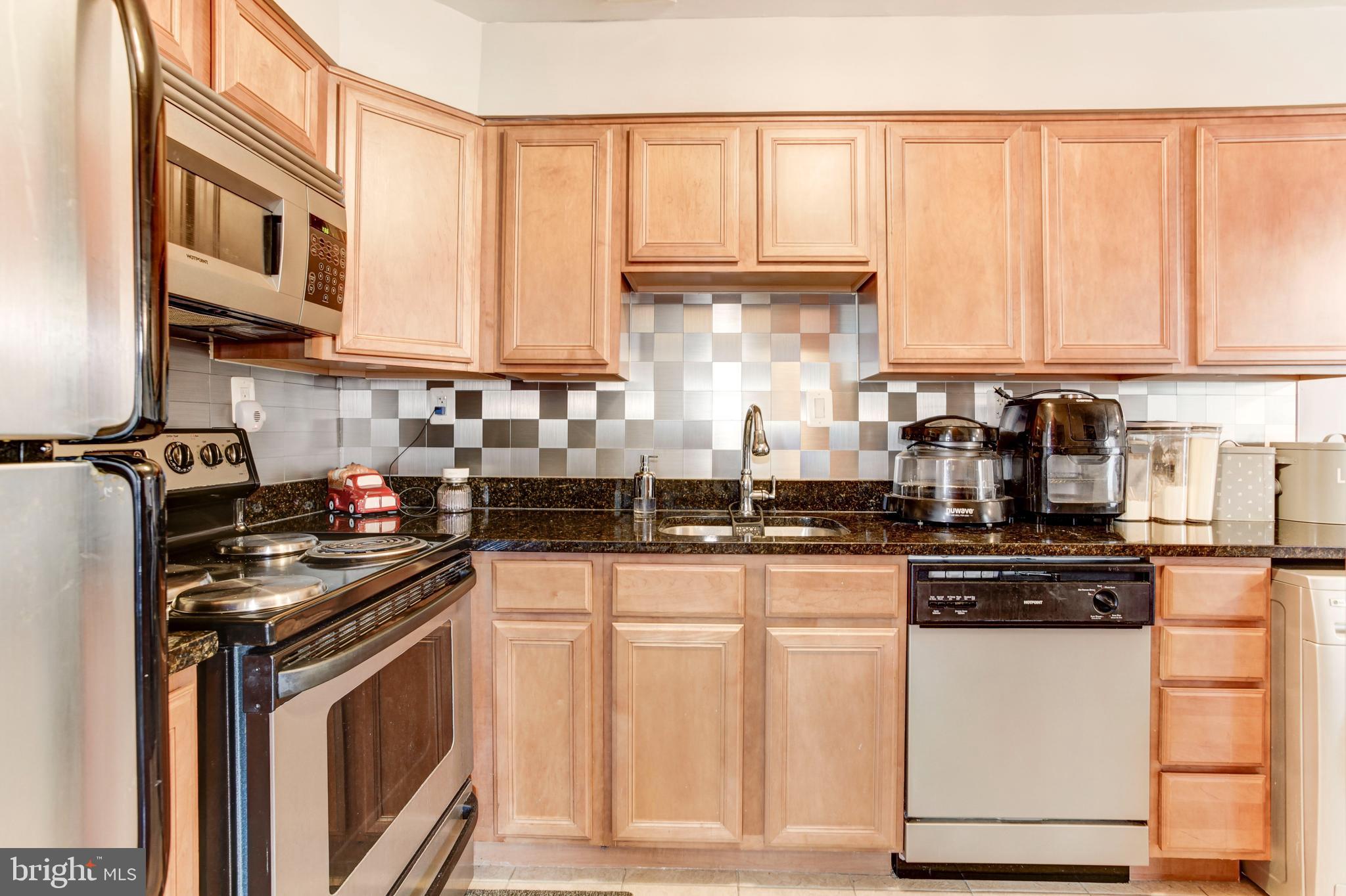 HARBOUR TERRACE CONDOMINIUMS - Residential