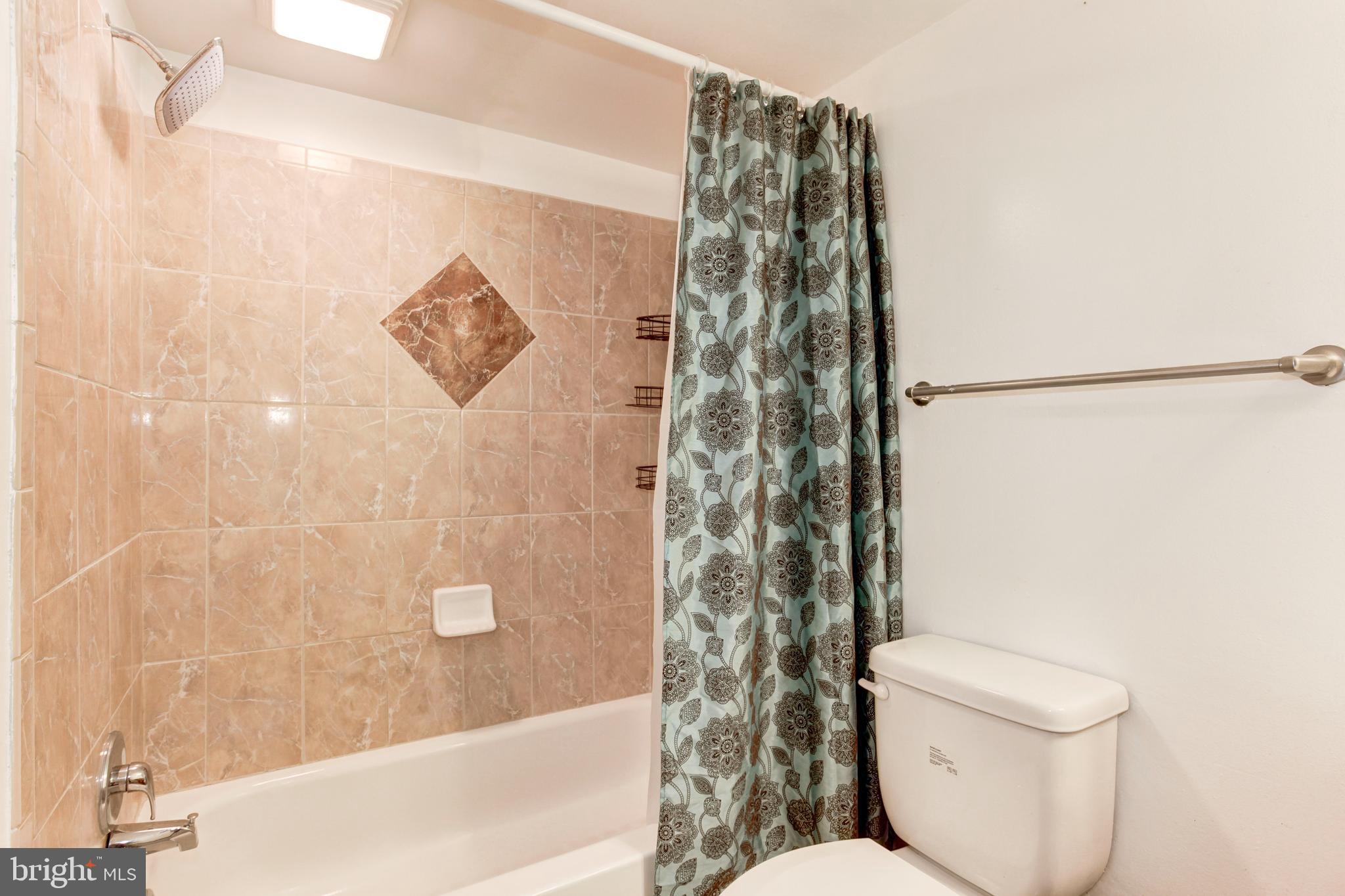 HARBOUR TERRACE CONDOMINIUMS - Residential