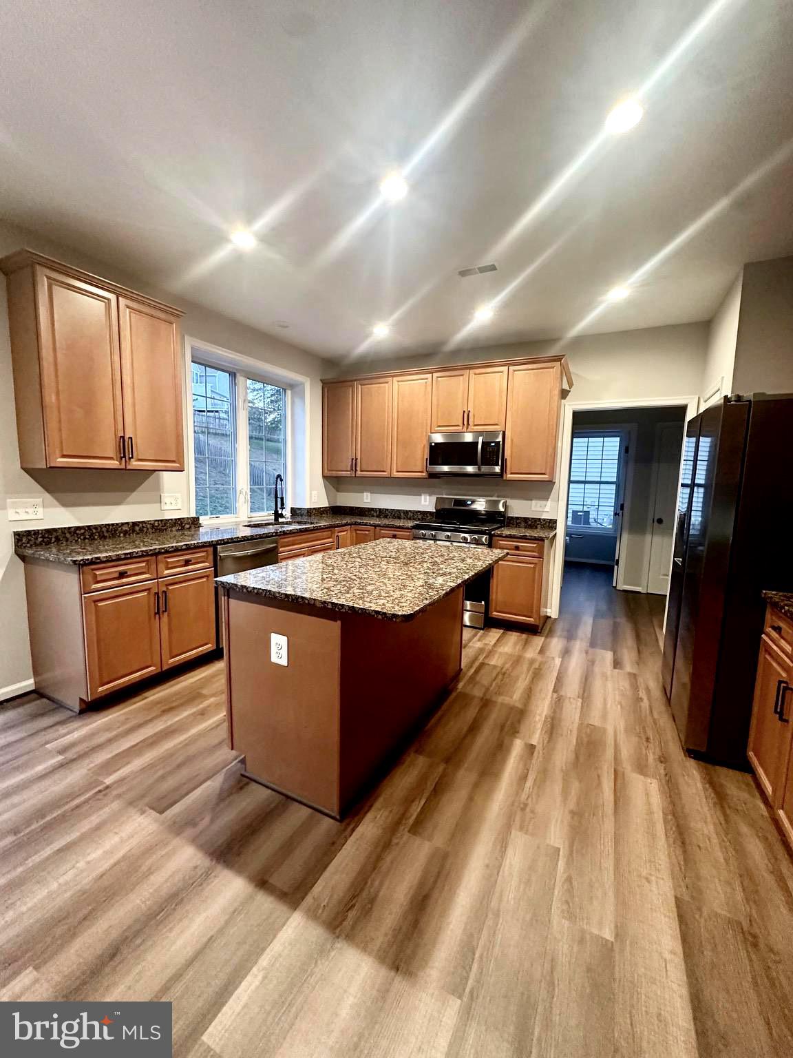 WHITE'S MILL - Residential Lease