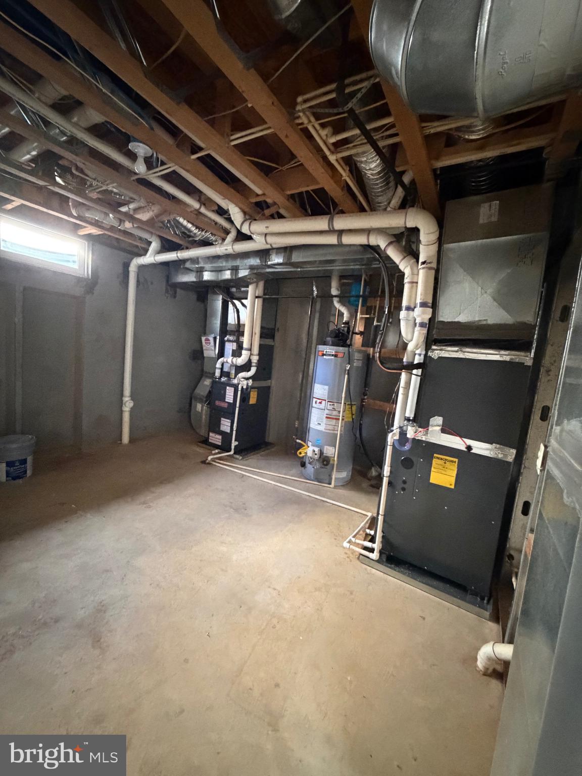 WHITE'S MILL - Residential Lease