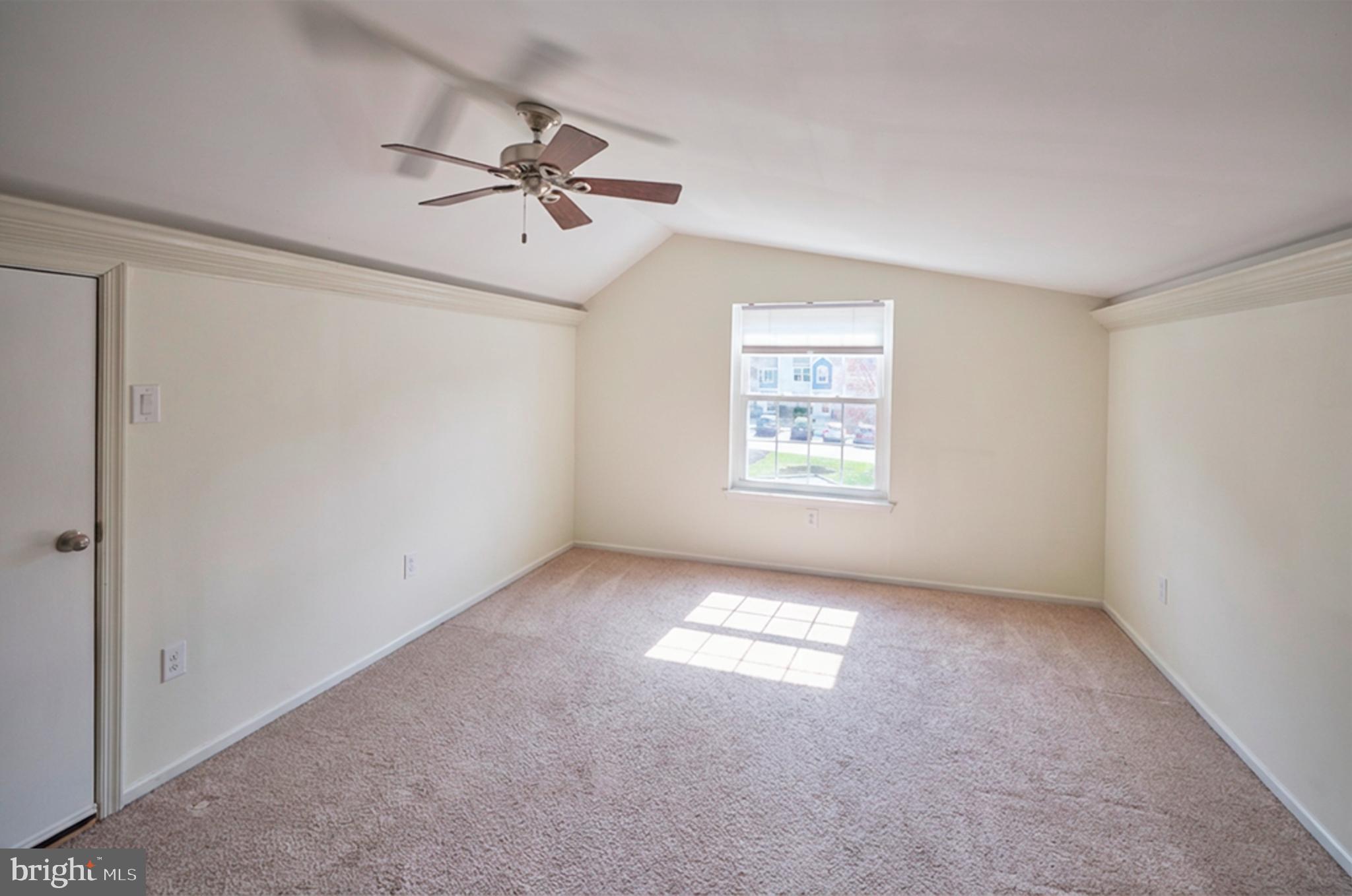 SAW MILL VALLEY - Residential