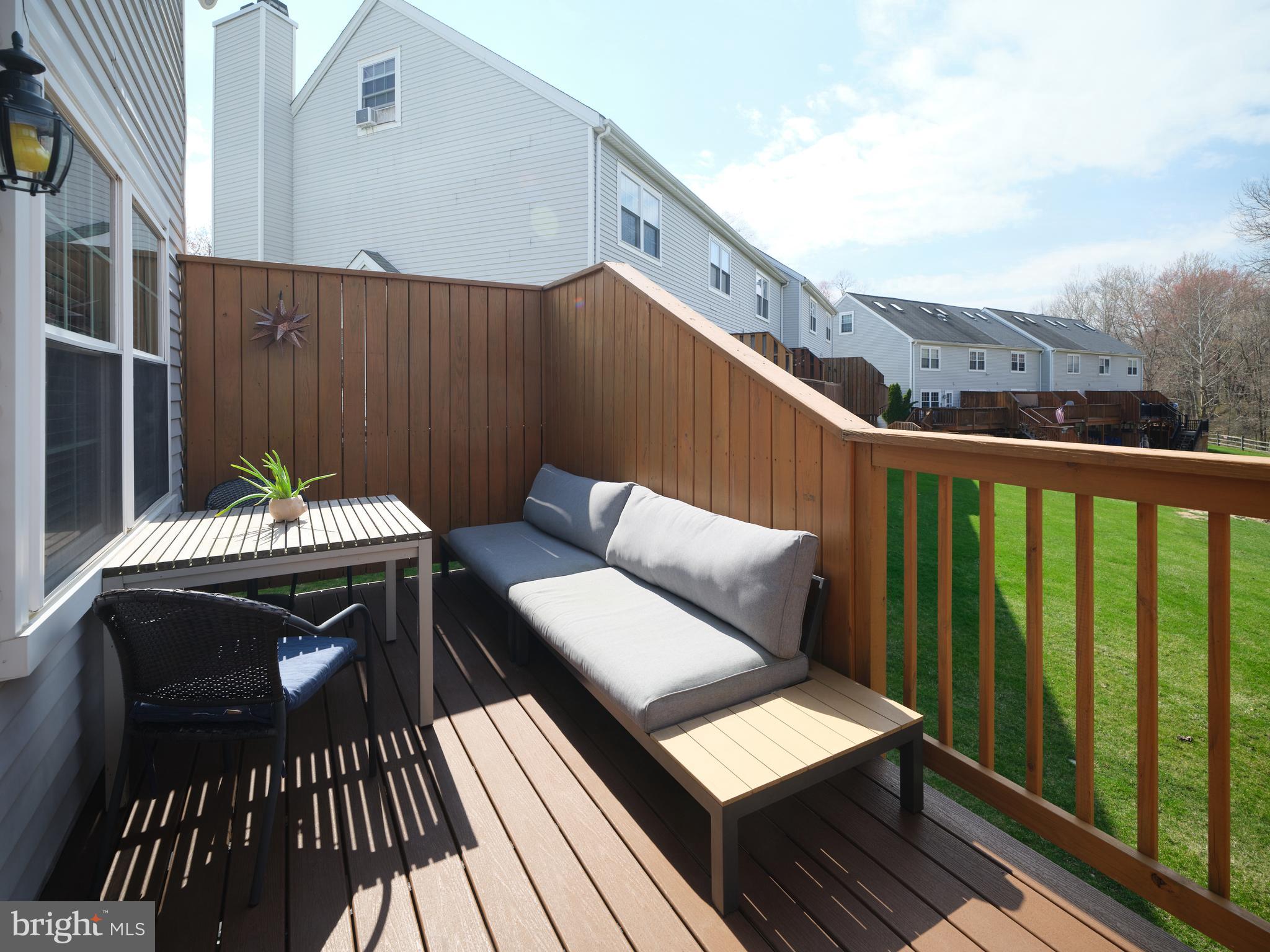 SAW MILL VALLEY - Residential