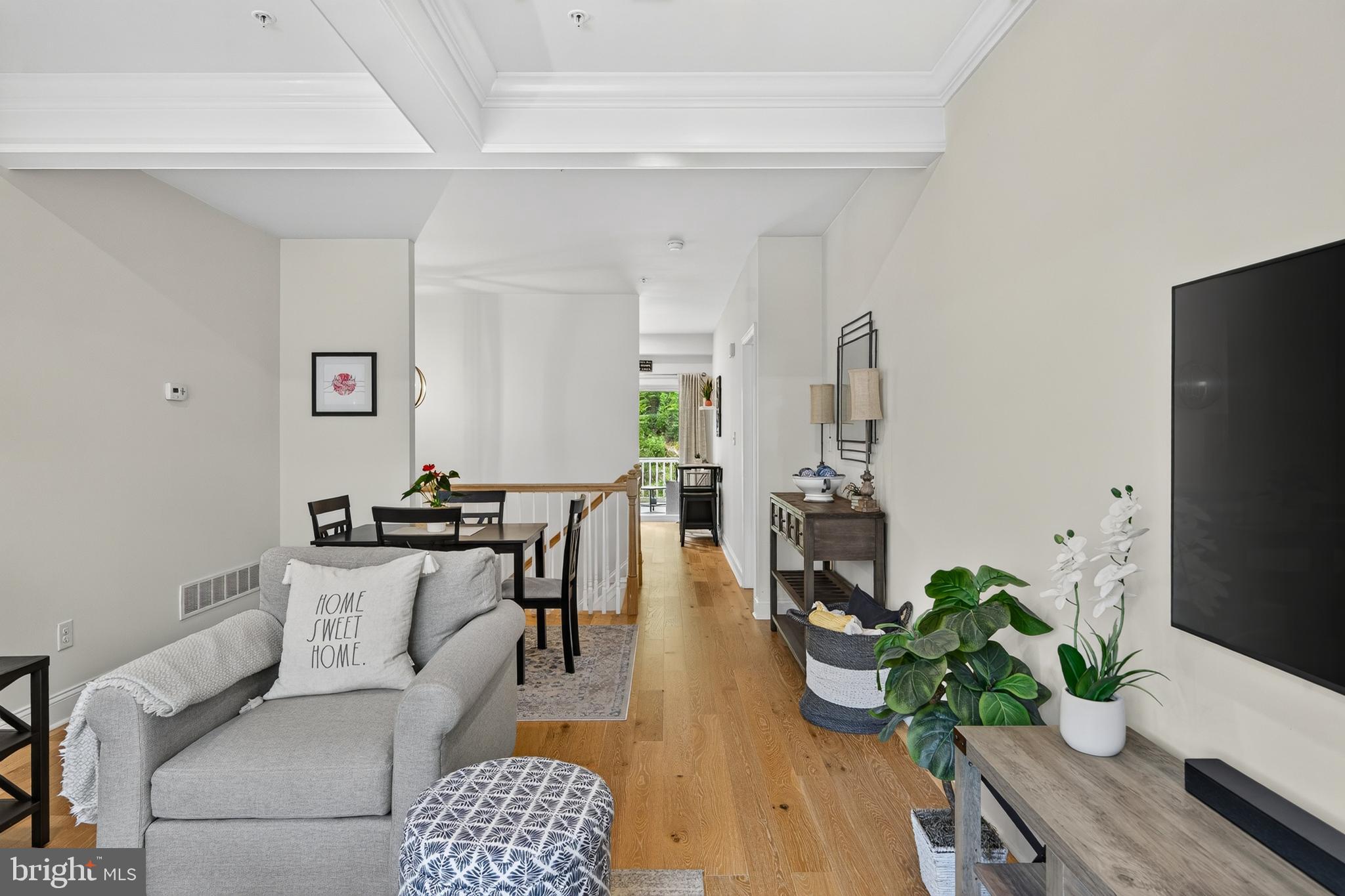 123 COLWELL LANE
