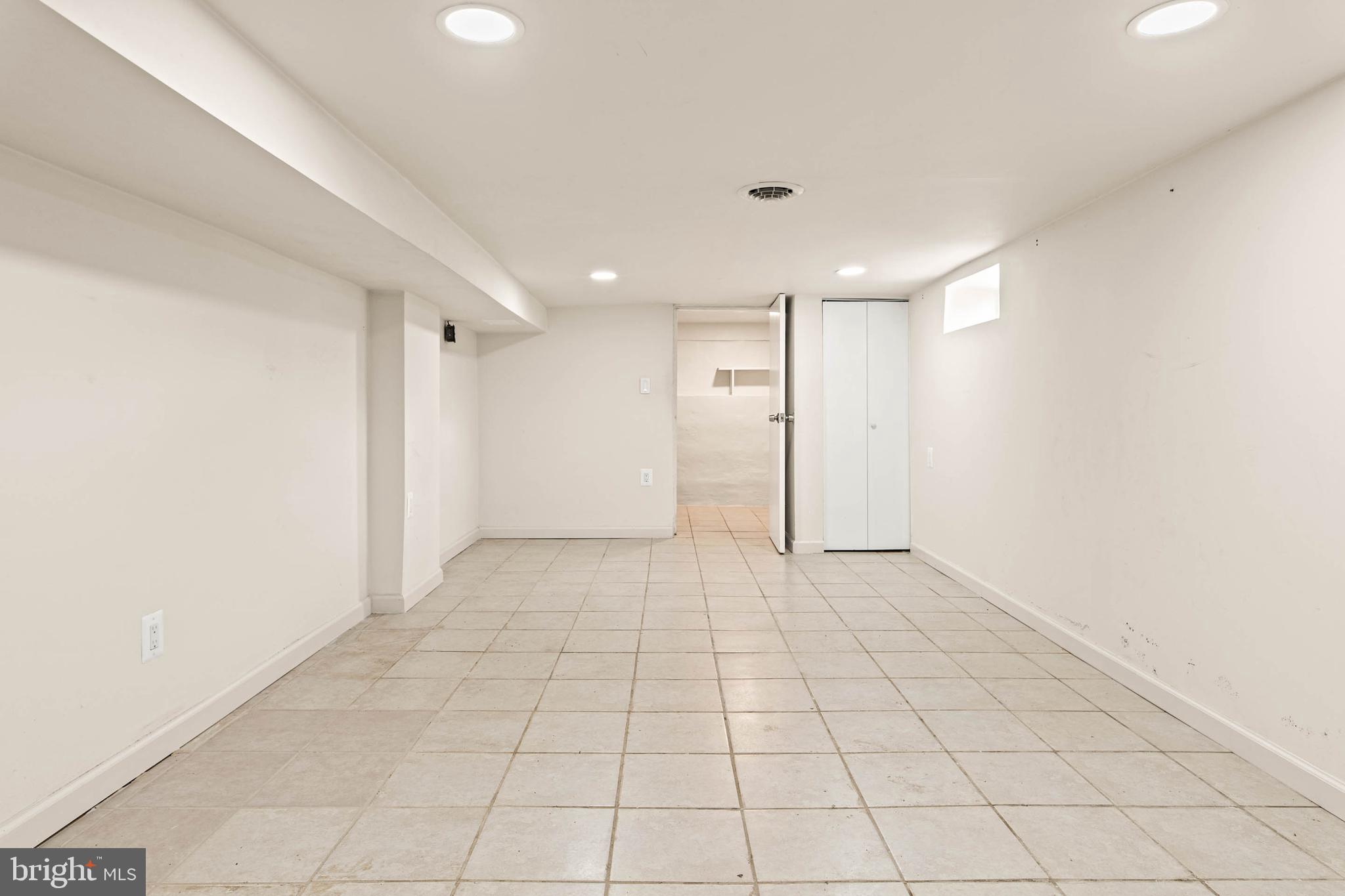 CORNWELL HGTS - Residential