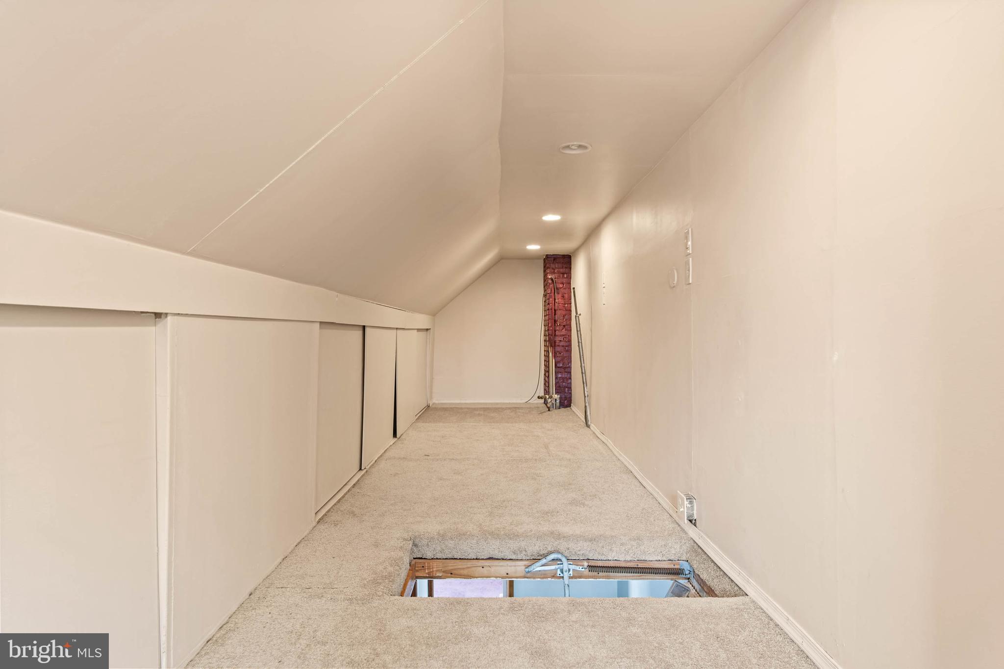 CORNWELL HGTS - Residential