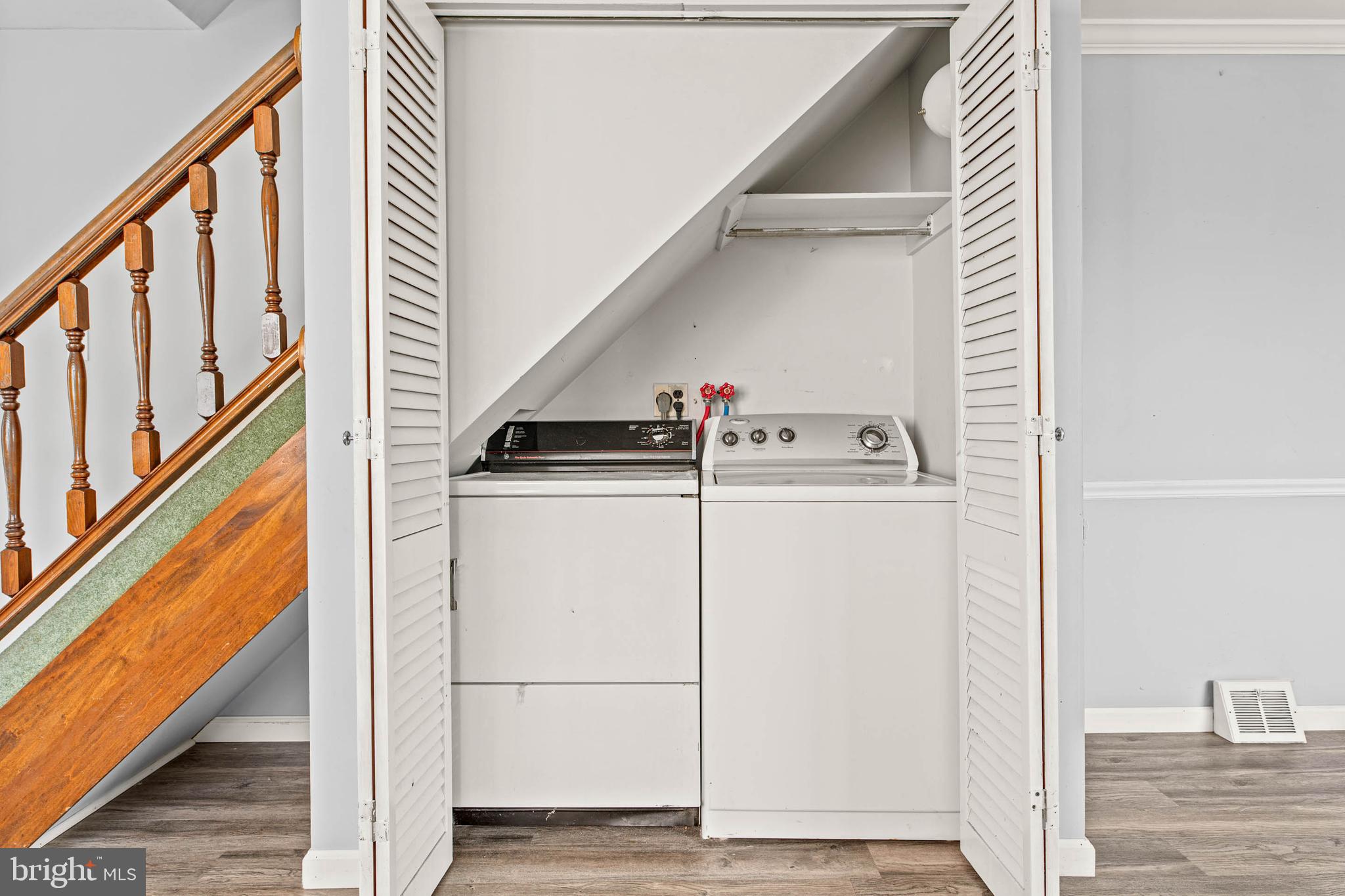 CORNWELL HGTS - Residential